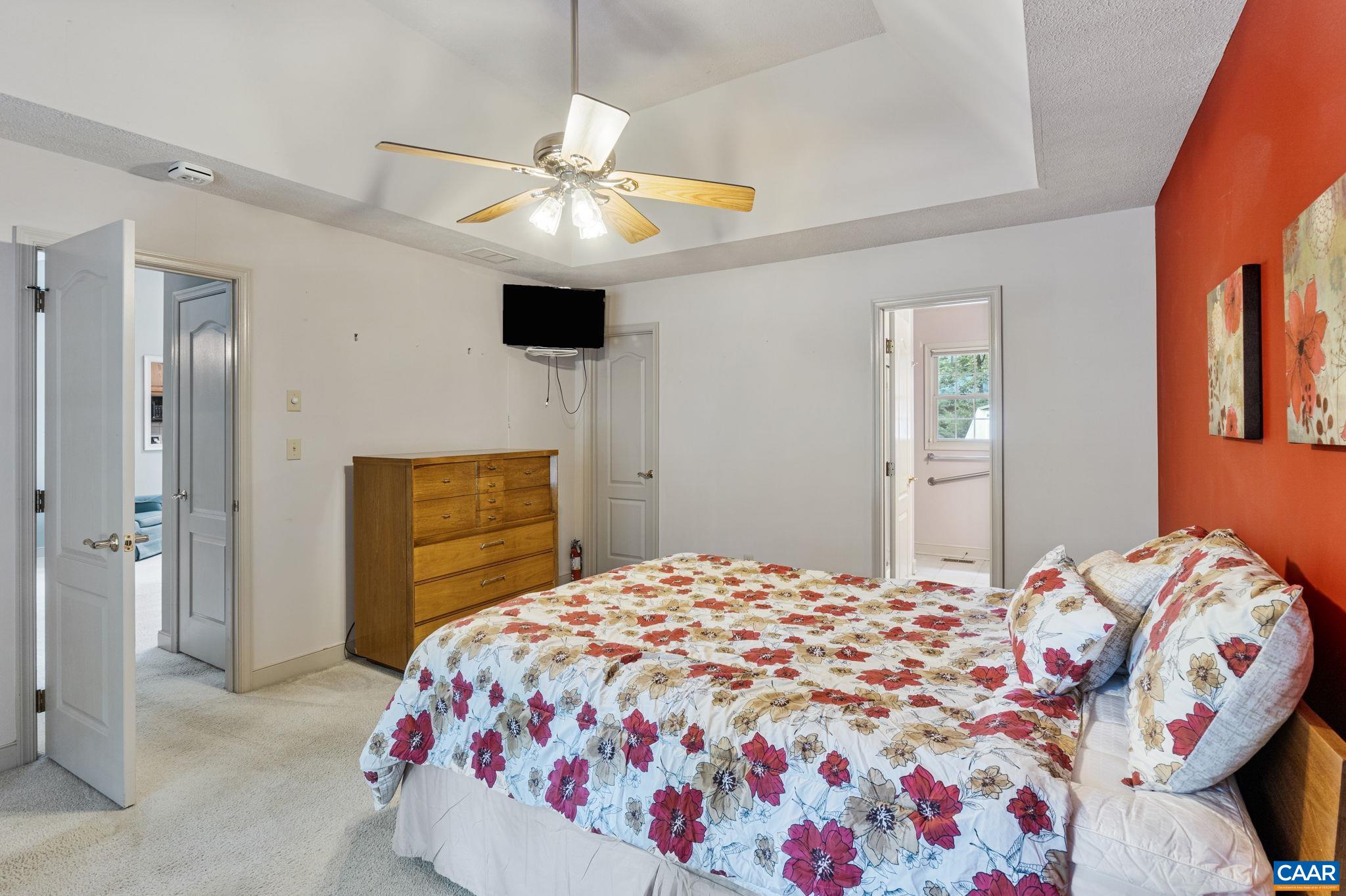 248 JEFFERSON DR