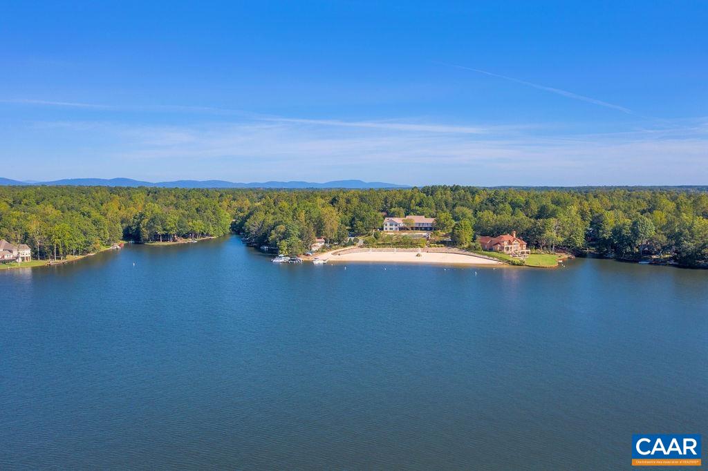 248 JEFFERSON DR