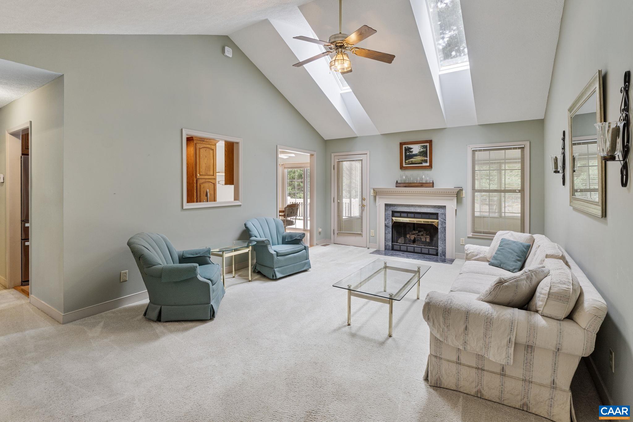 248 JEFFERSON DR