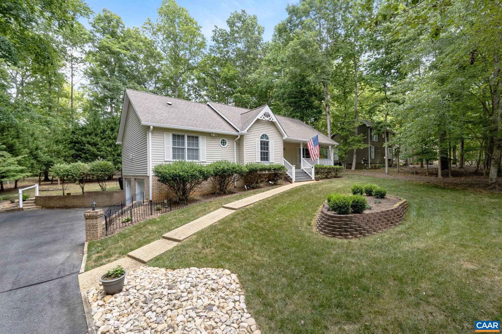 248 JEFFERSON DR