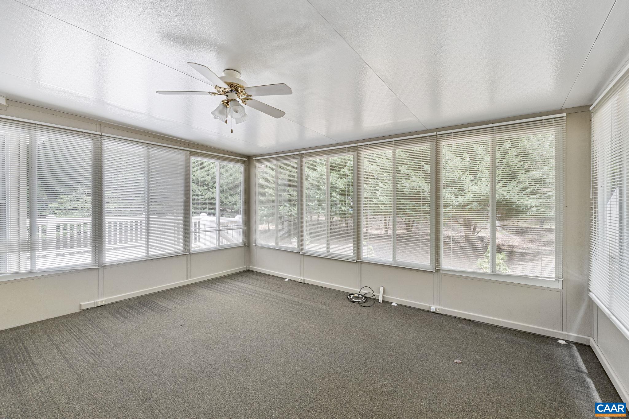 248 JEFFERSON DR