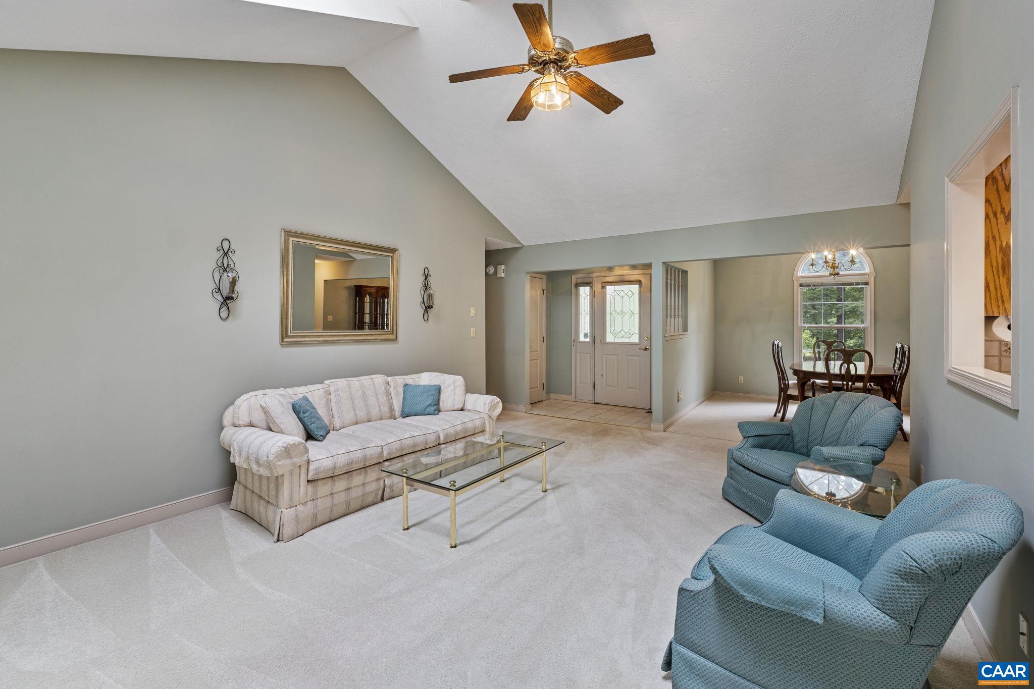 248 JEFFERSON DR