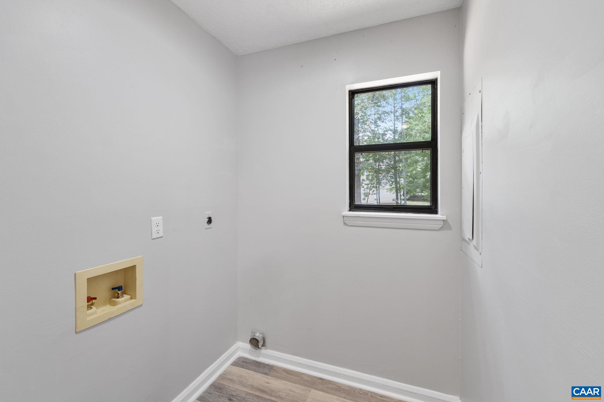 4 HAVERSACK RD