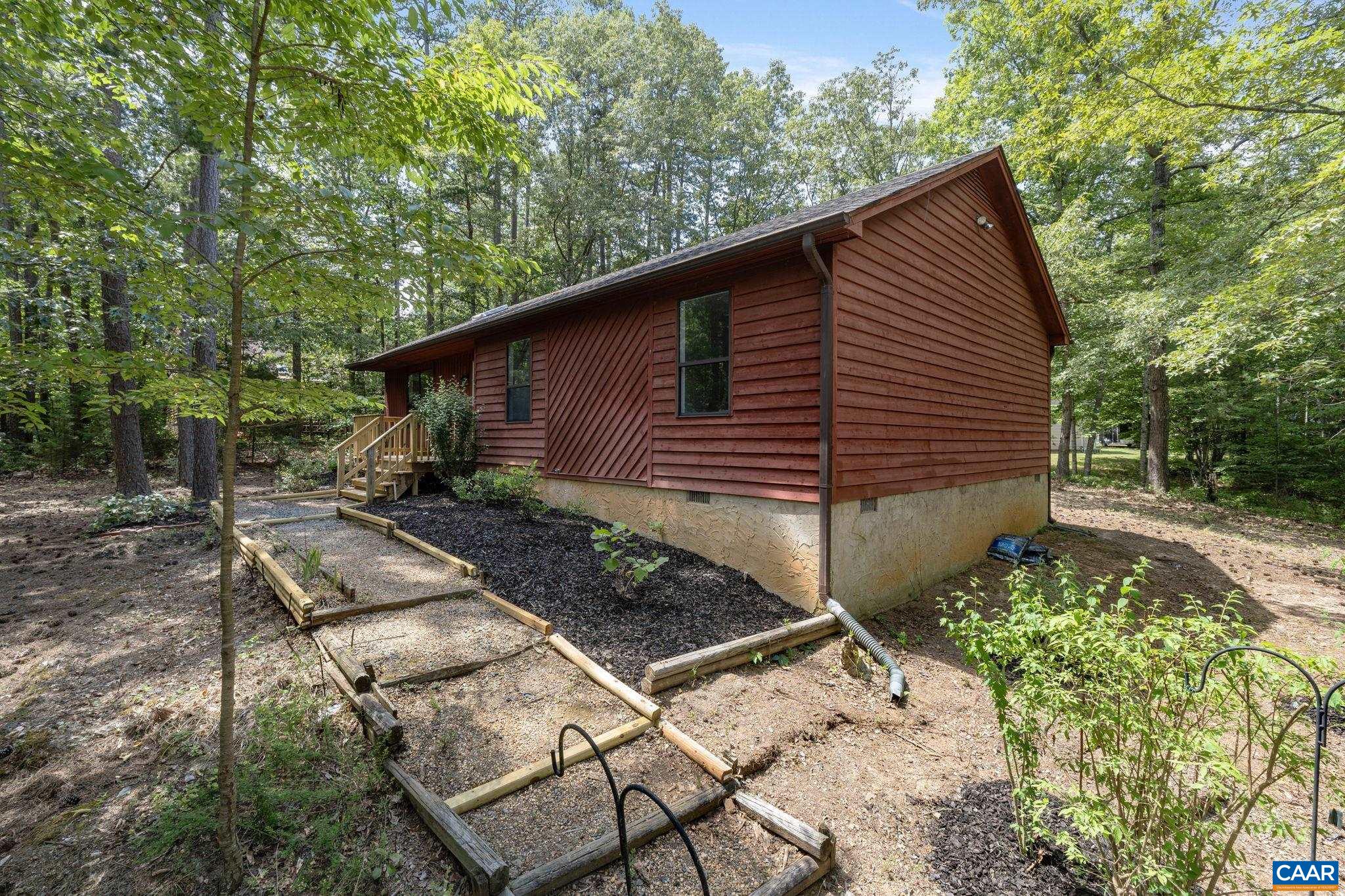 4 HAVERSACK RD