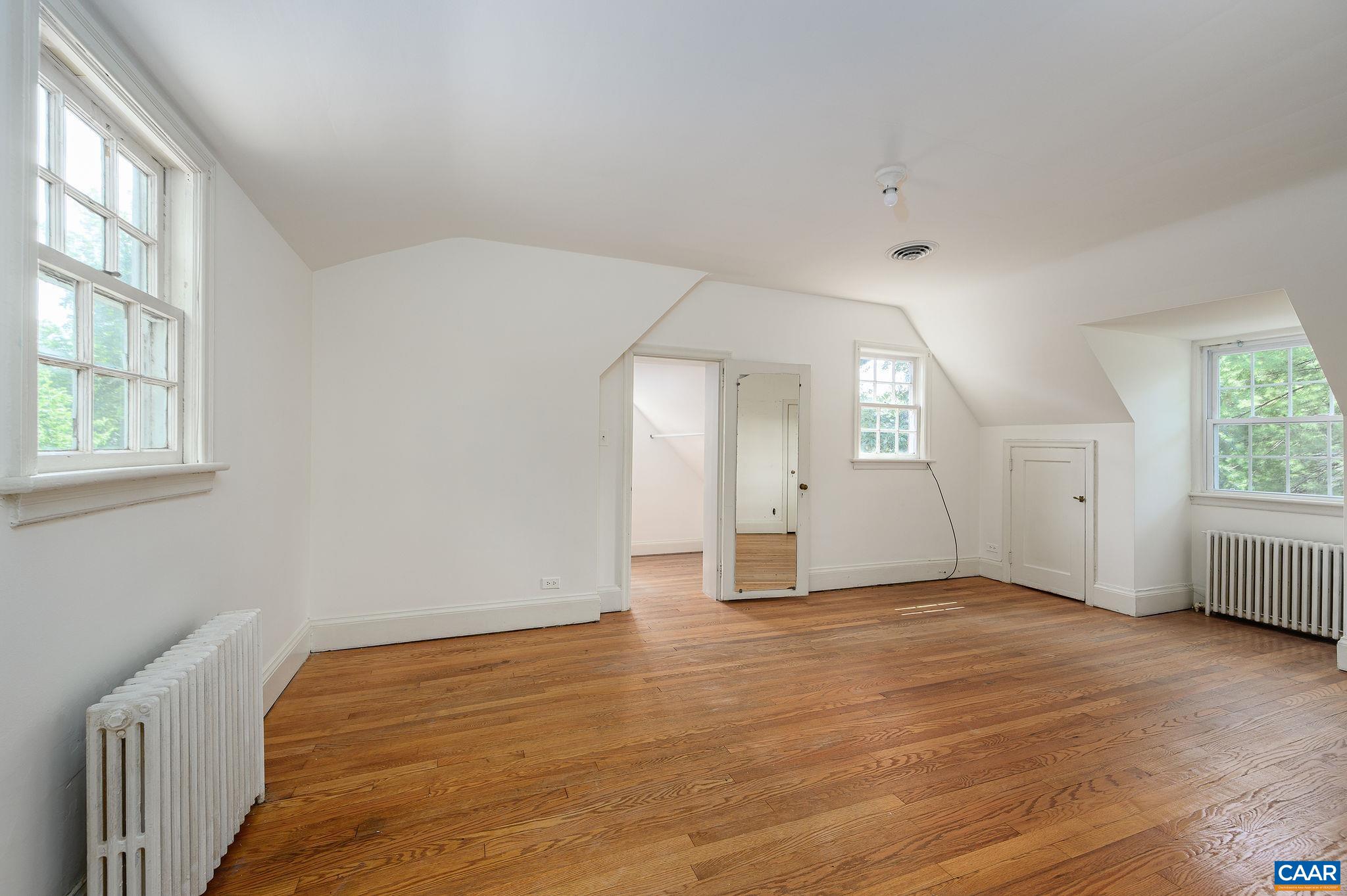 120 MINOR RD