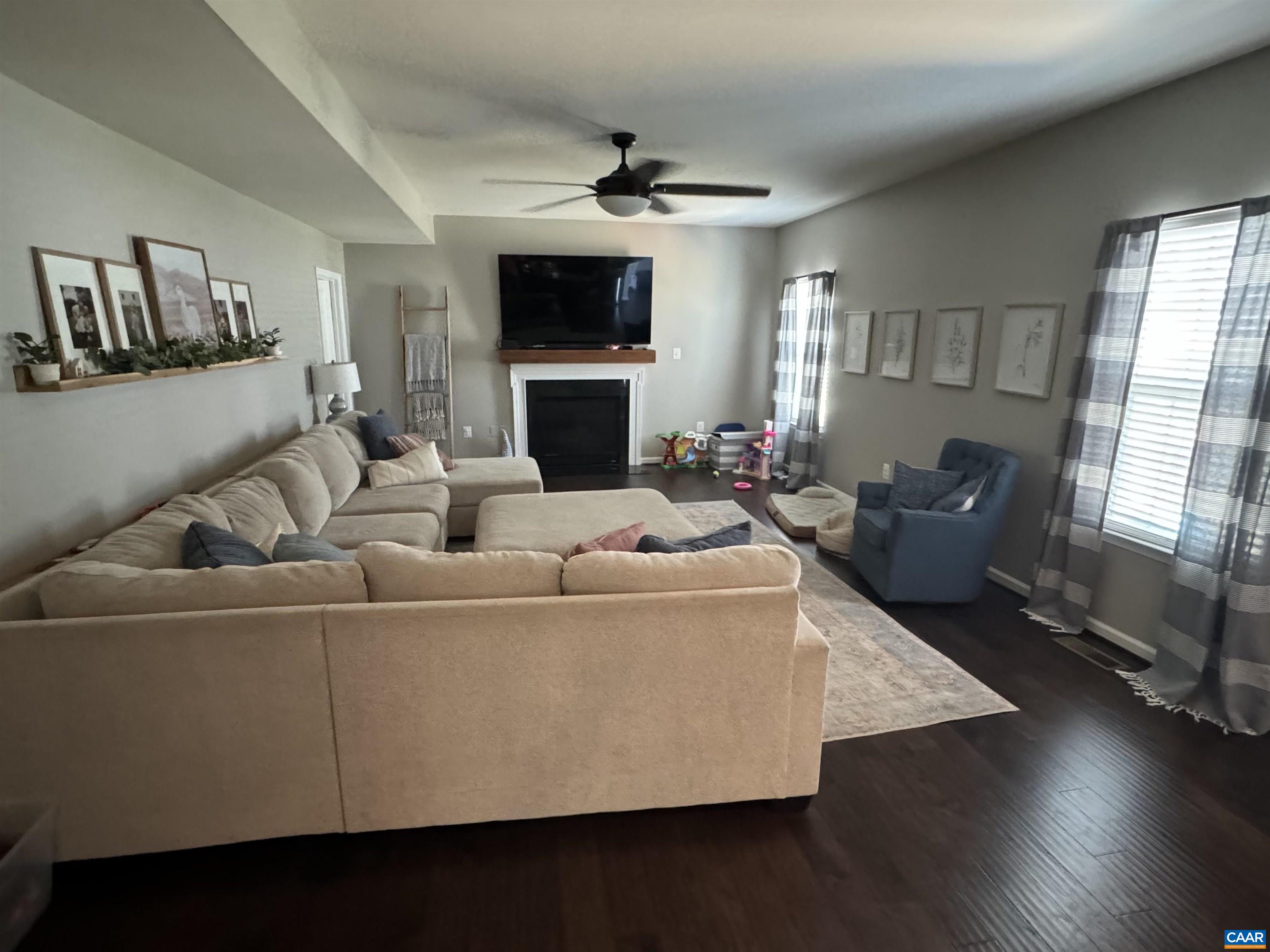 365 RIDGEMONT RD