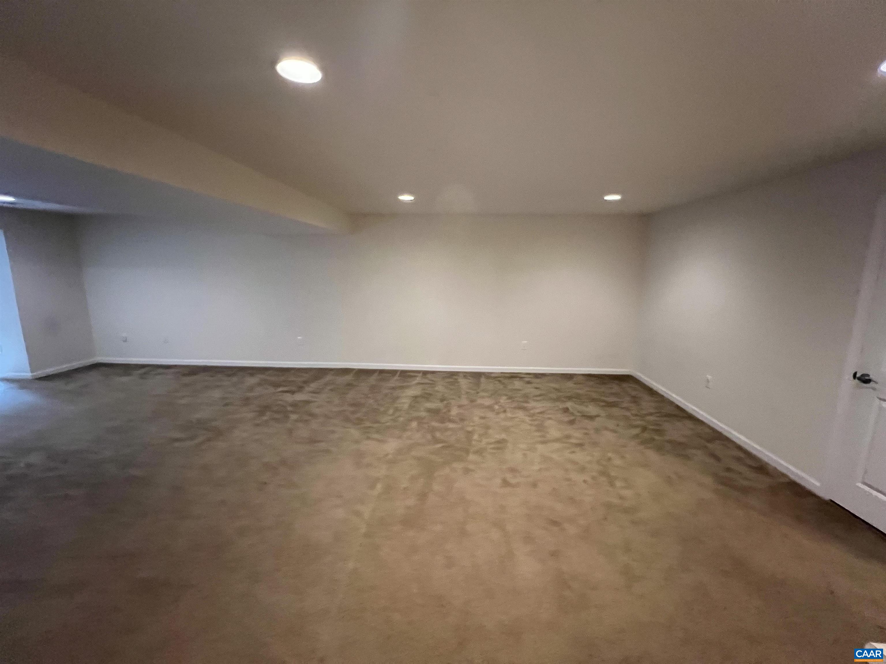 365 RIDGEMONT RD