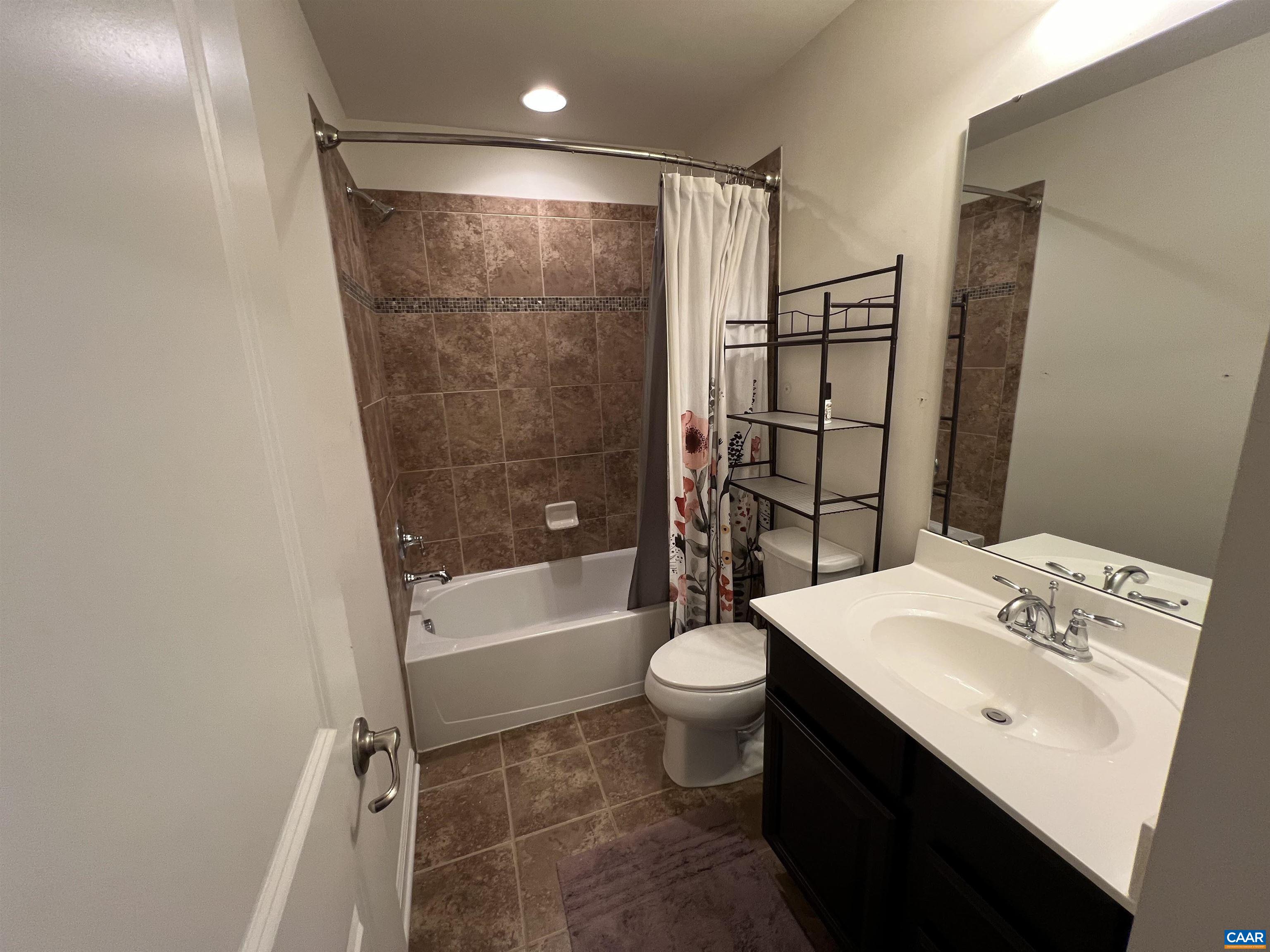 365 RIDGEMONT RD
