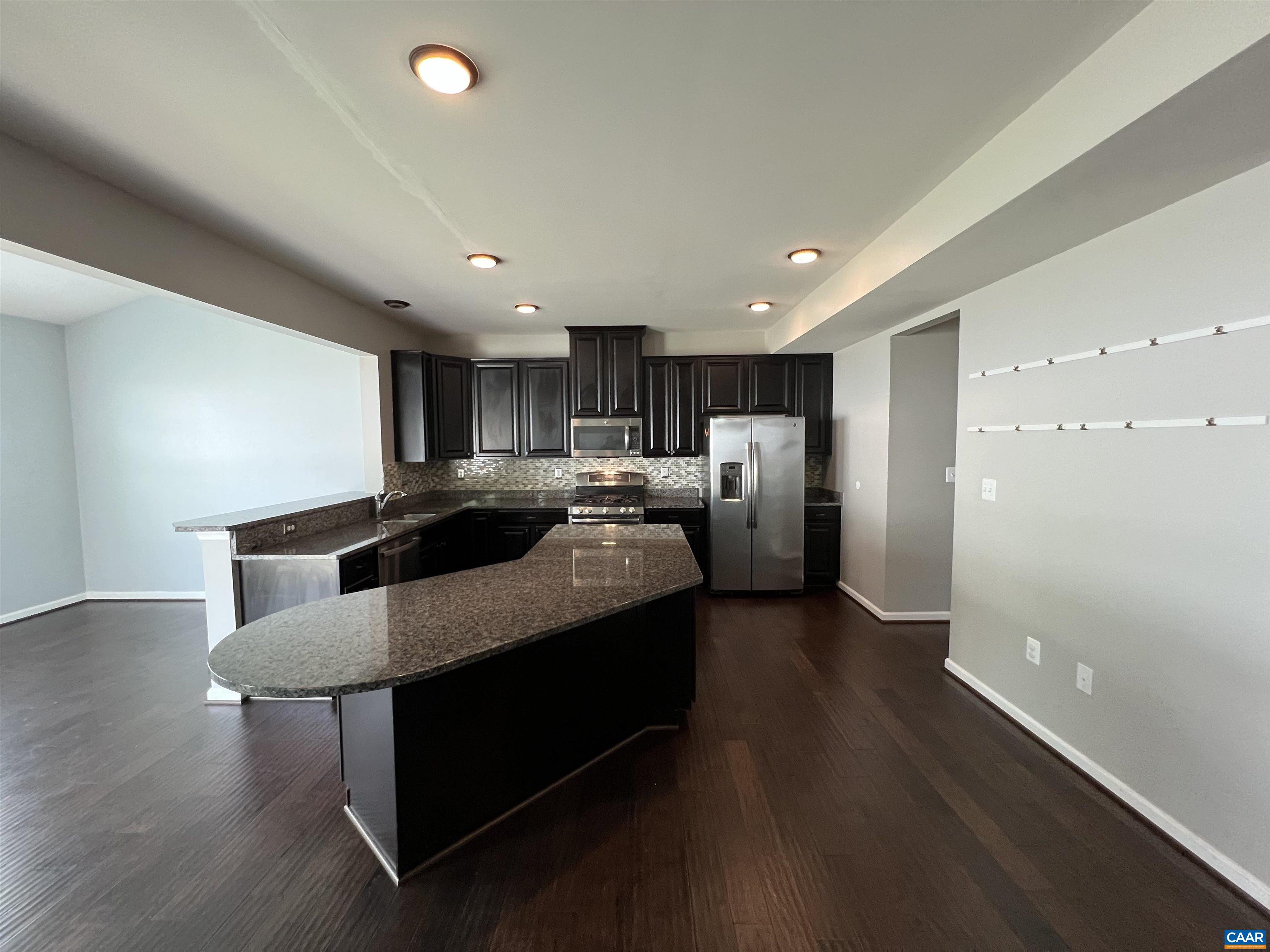 365 RIDGEMONT RD