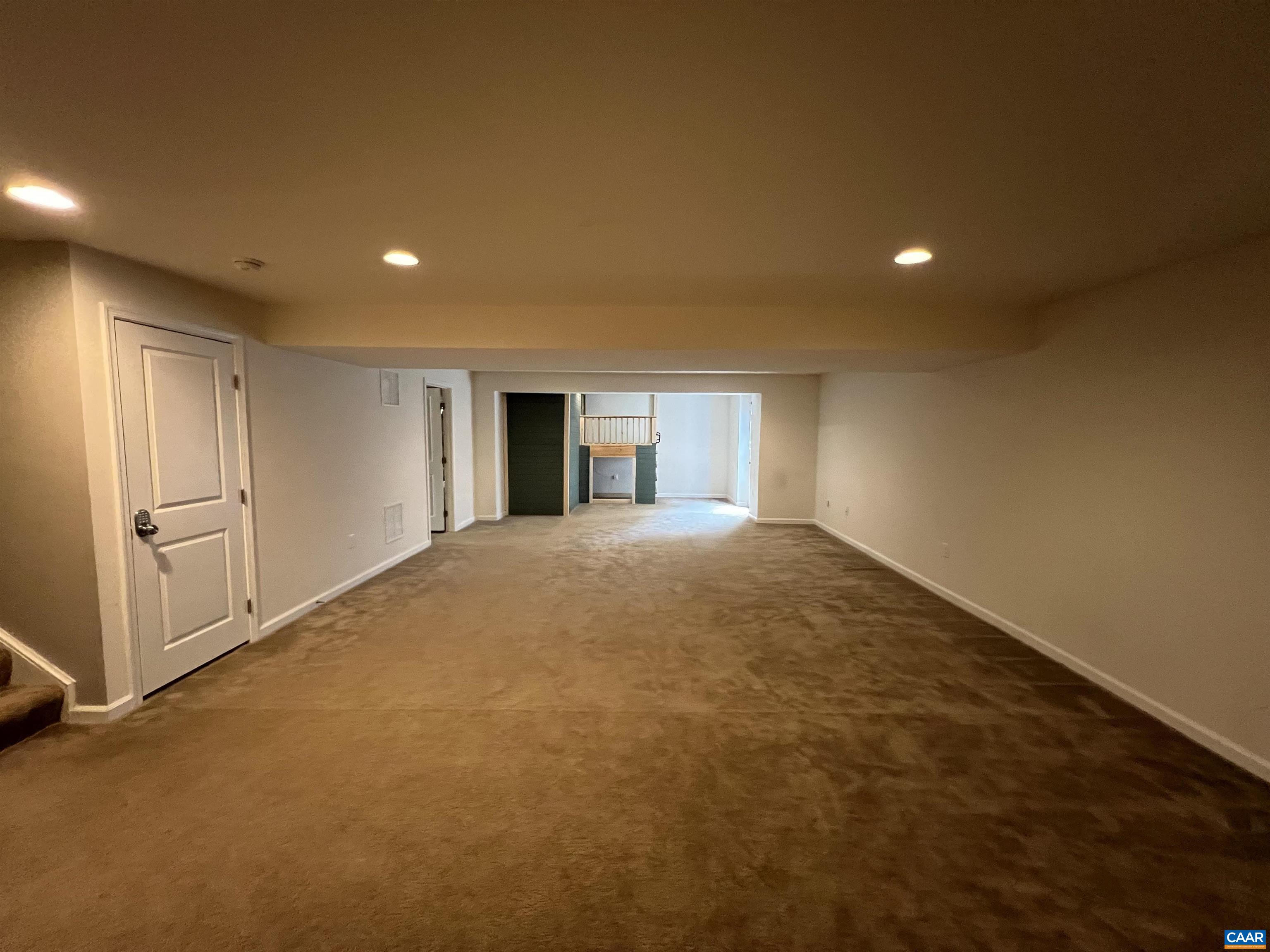365 RIDGEMONT RD