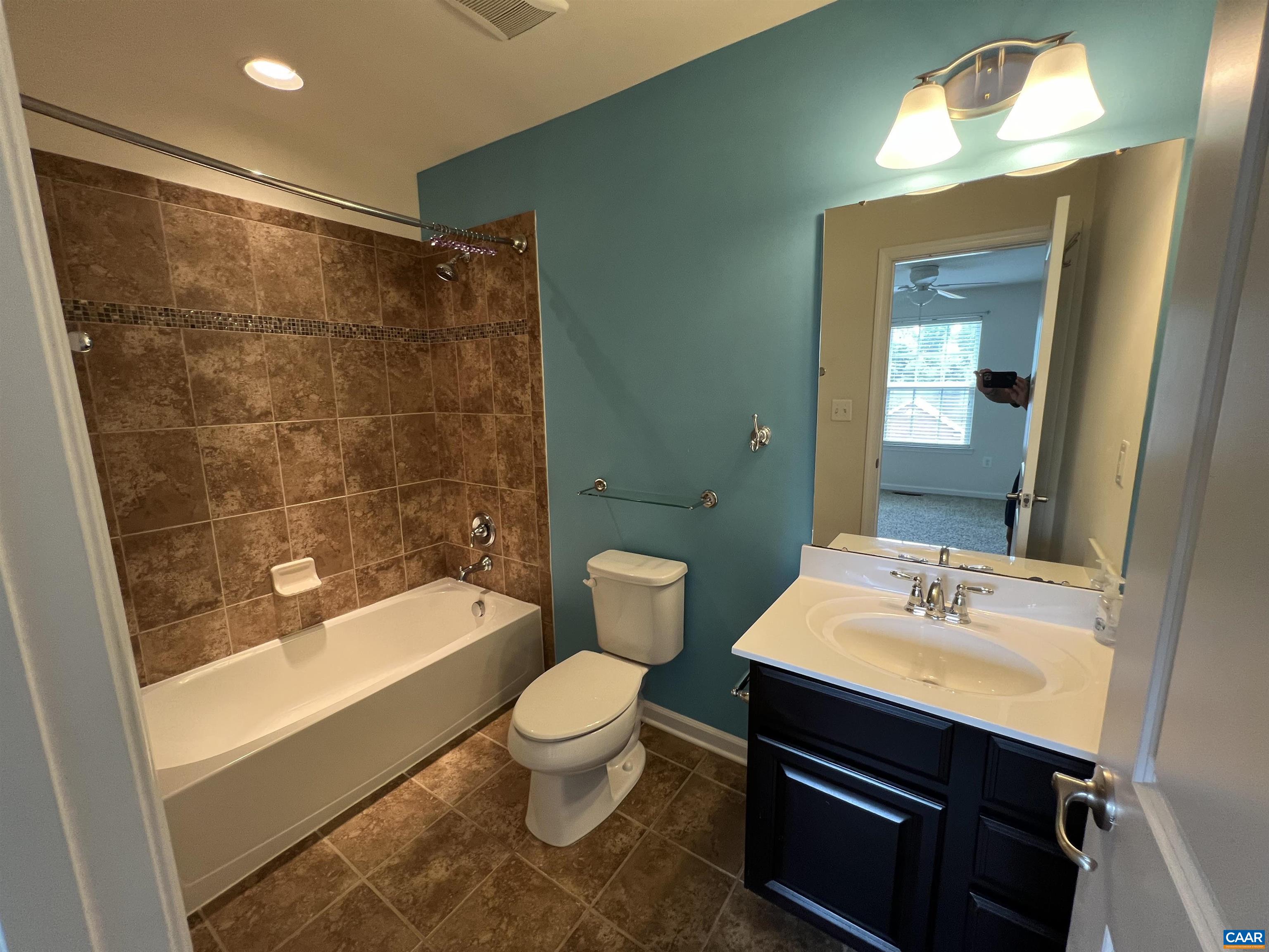 365 RIDGEMONT RD