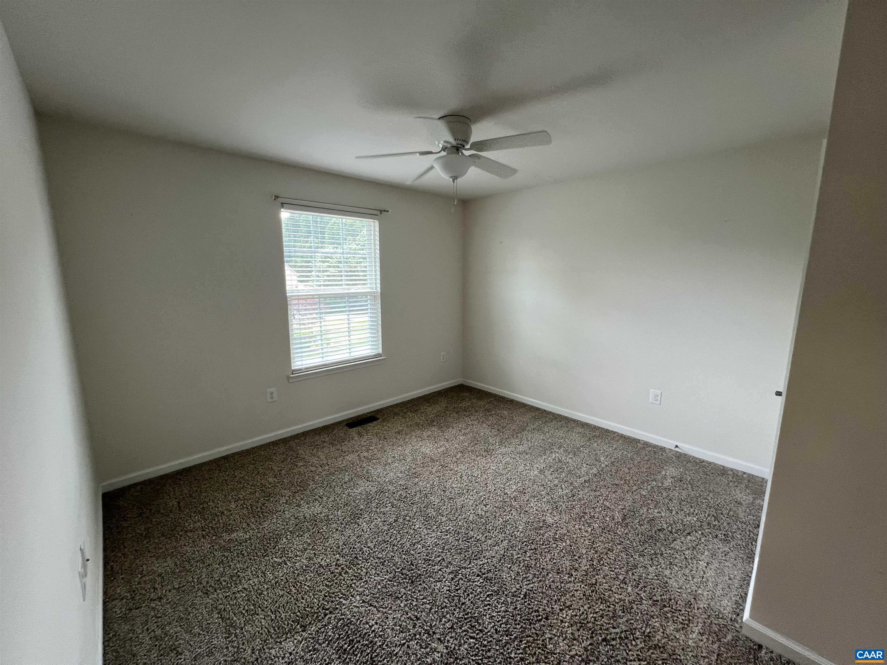 365 RIDGEMONT RD