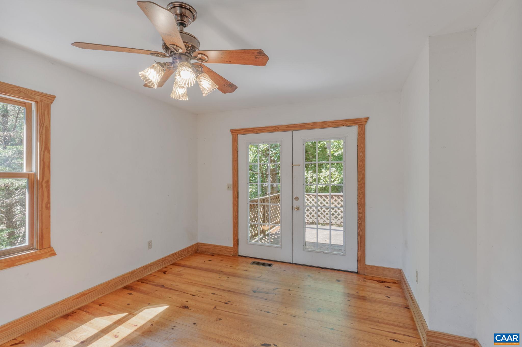 6975 ROCKFISH RIVER RD