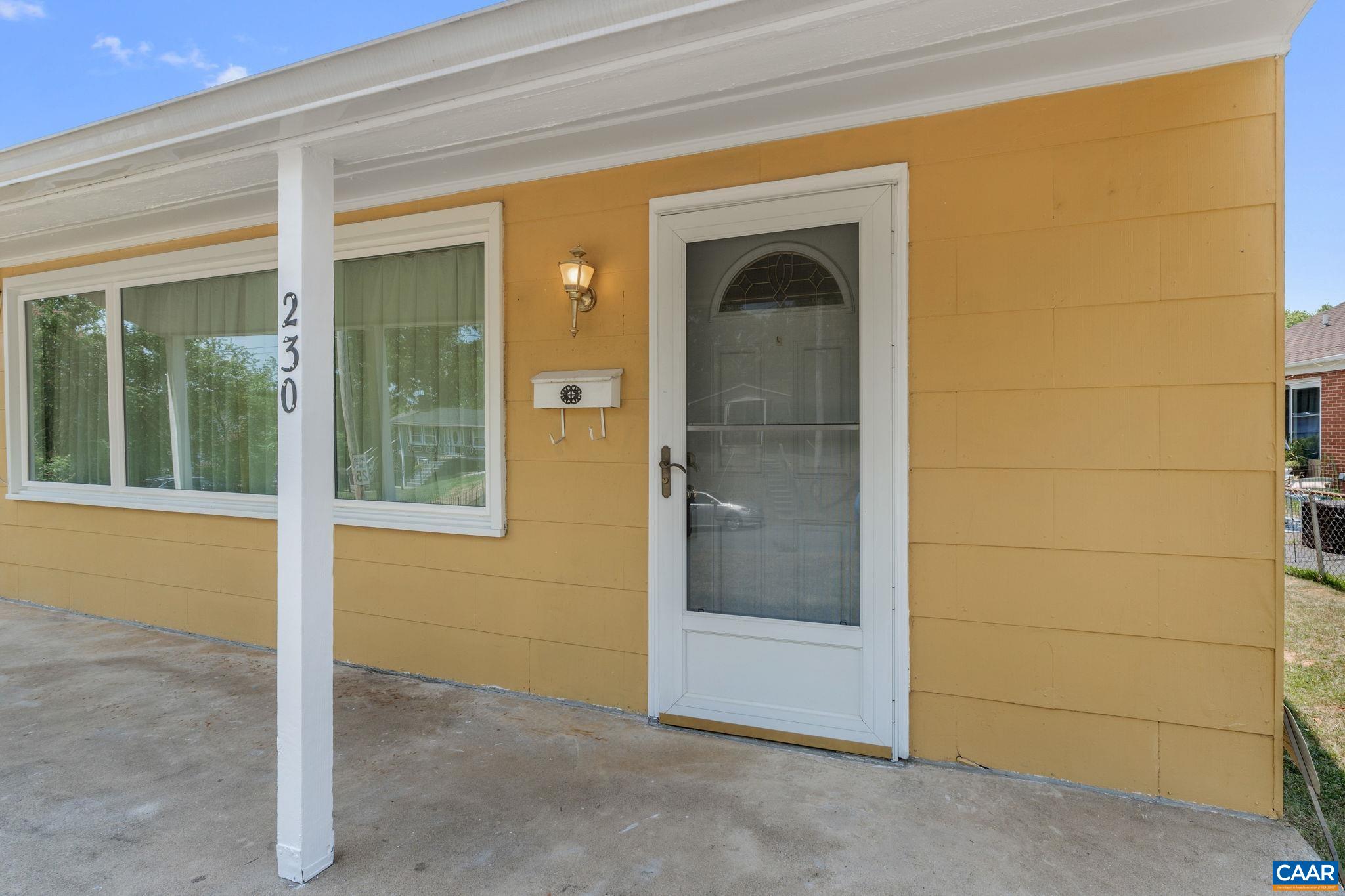 230 BROOKWOOD DR