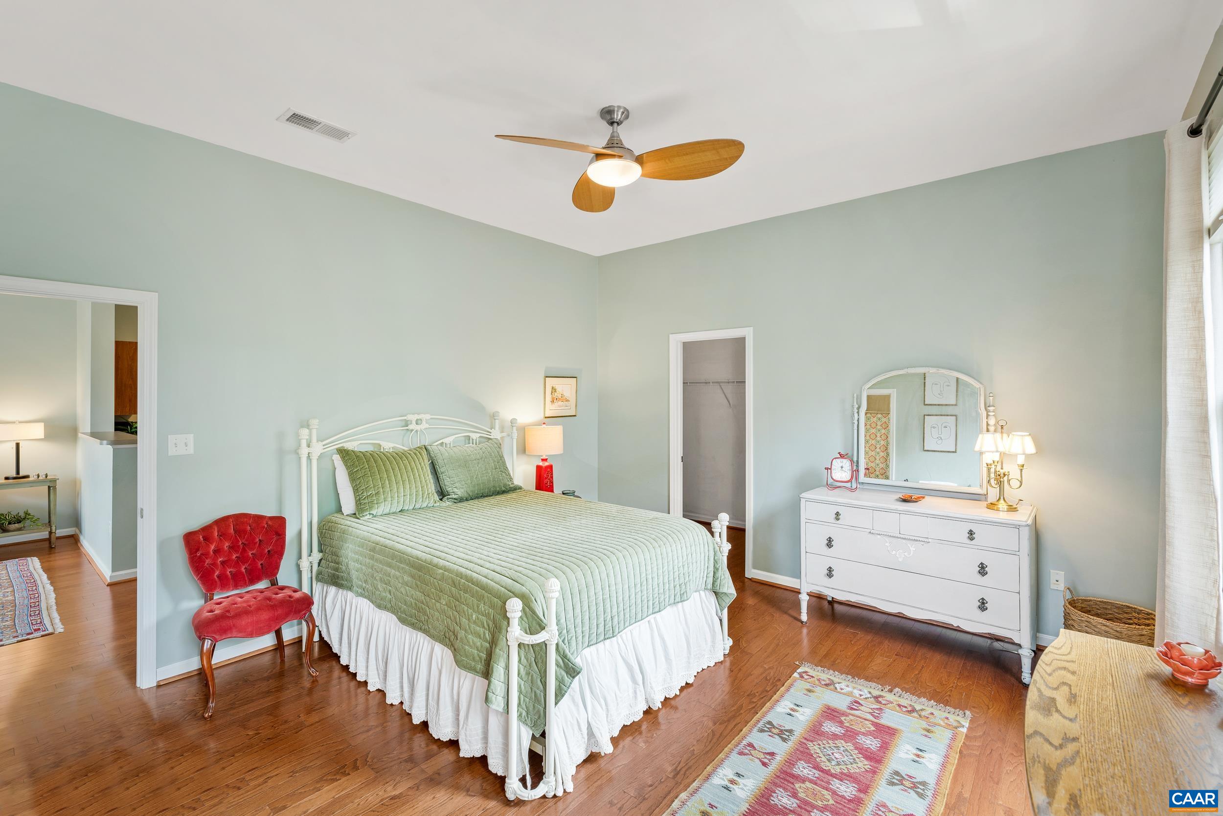 770 WALKER SQ Unit: 4A