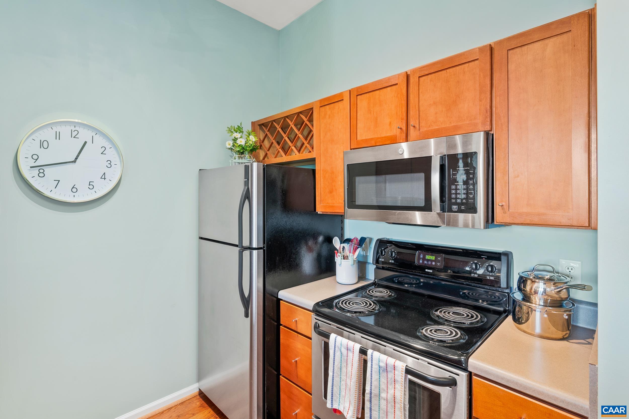 770 WALKER SQ Unit: 4A
