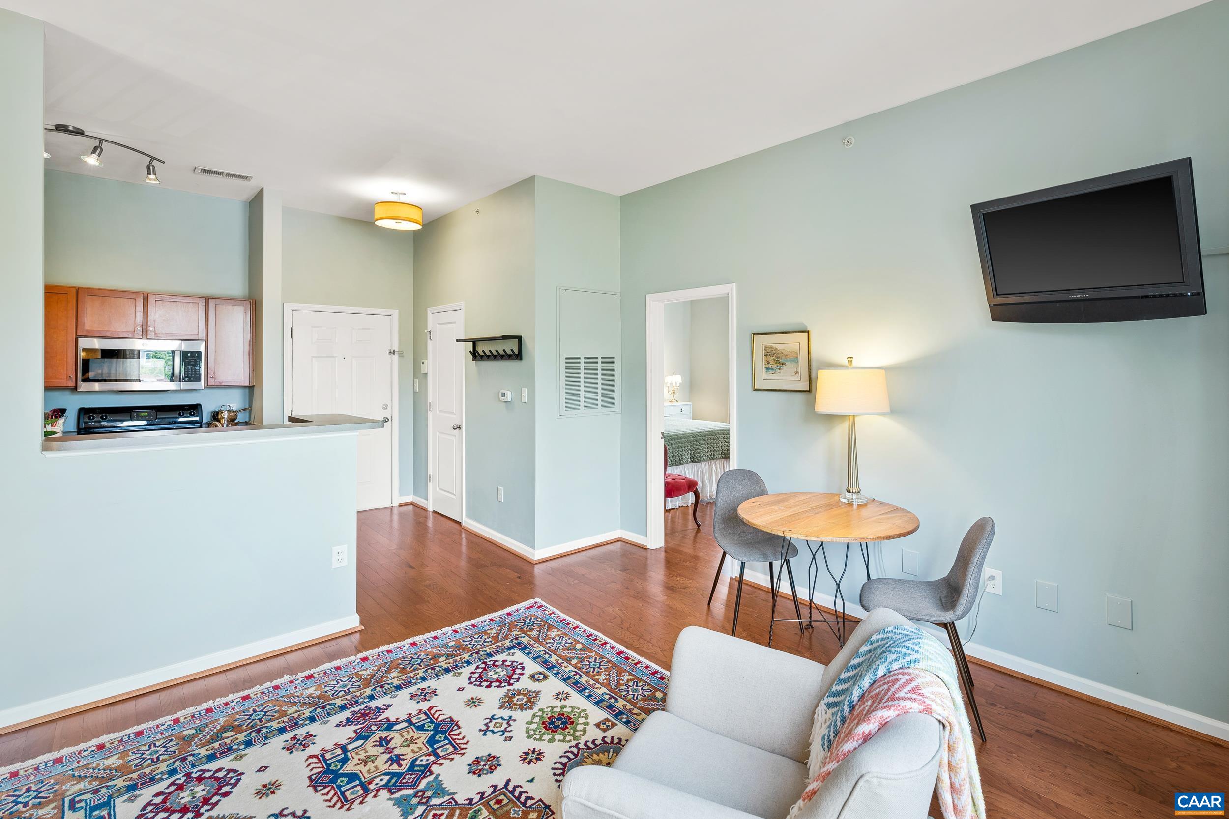 770 WALKER SQ Unit: 4A
