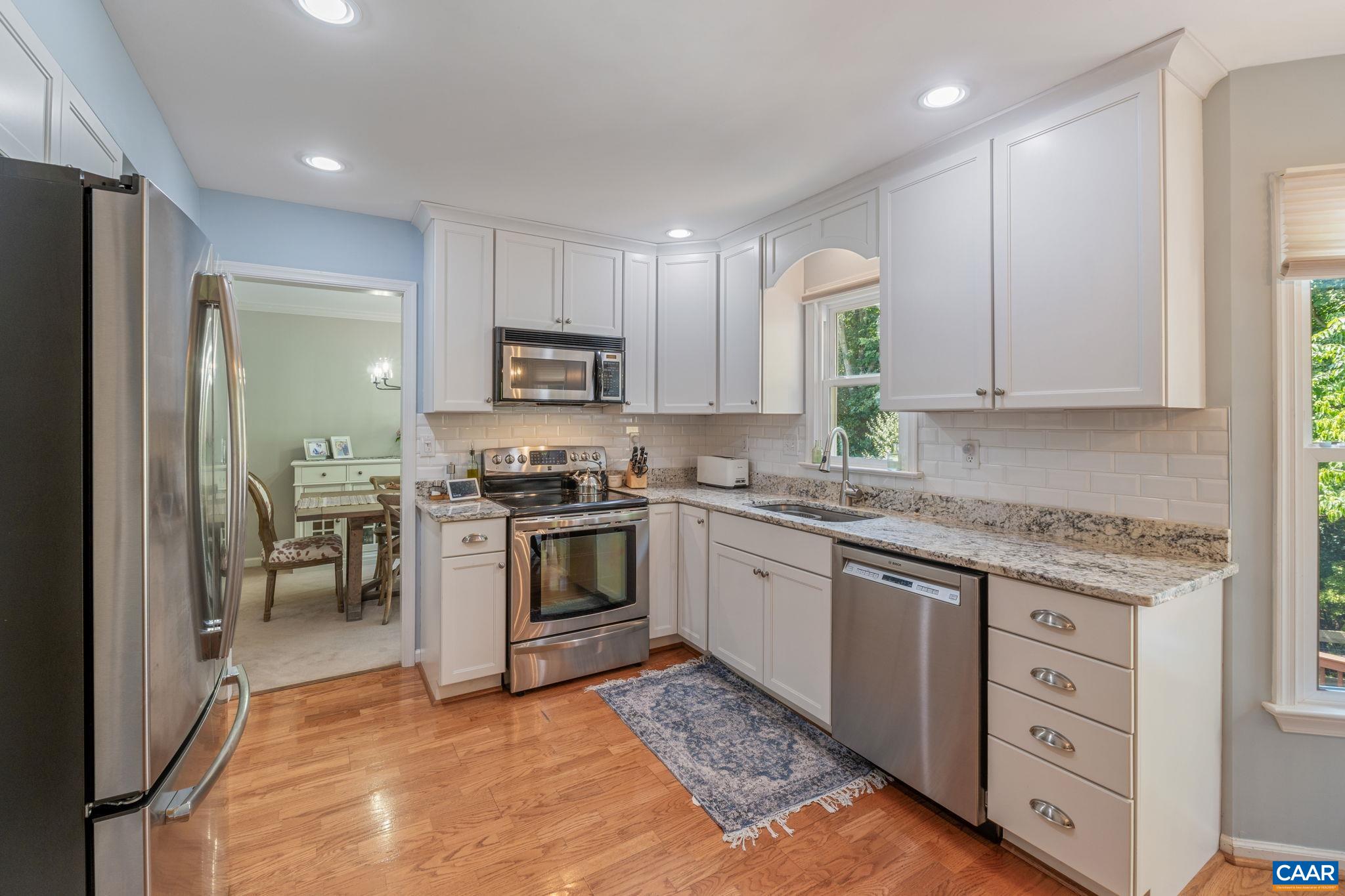 1113 RAINTREE DR