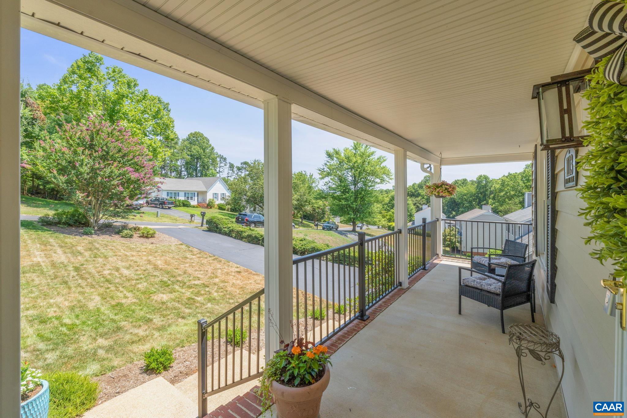 1113 RAINTREE DR