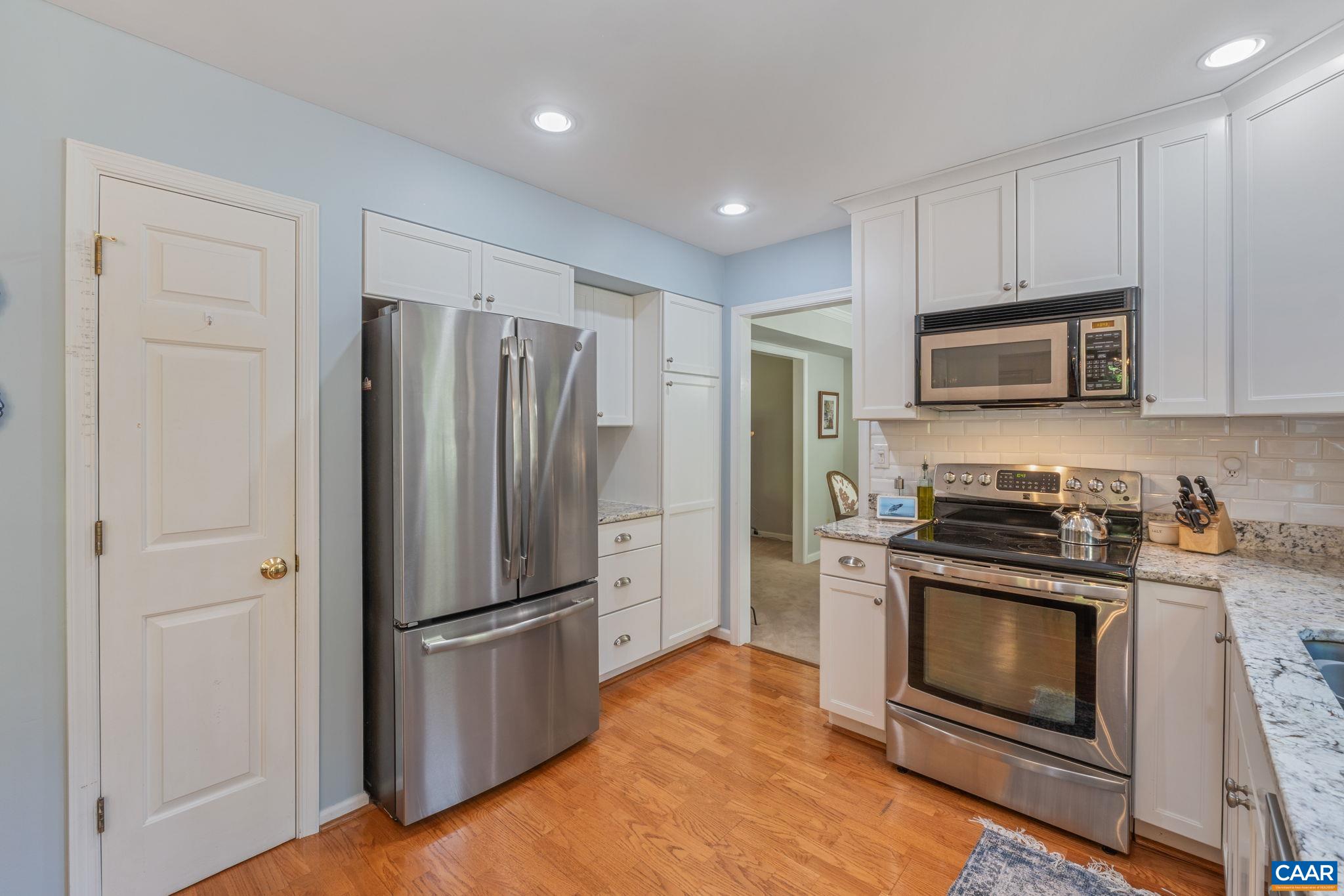 1113 RAINTREE DR