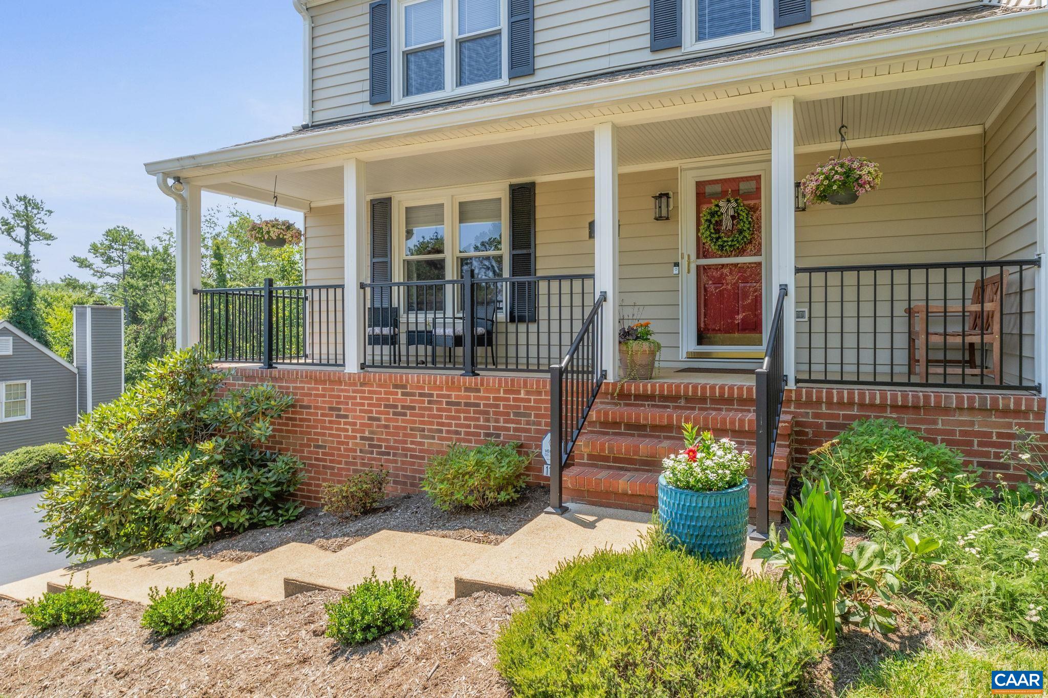 1113 RAINTREE DR