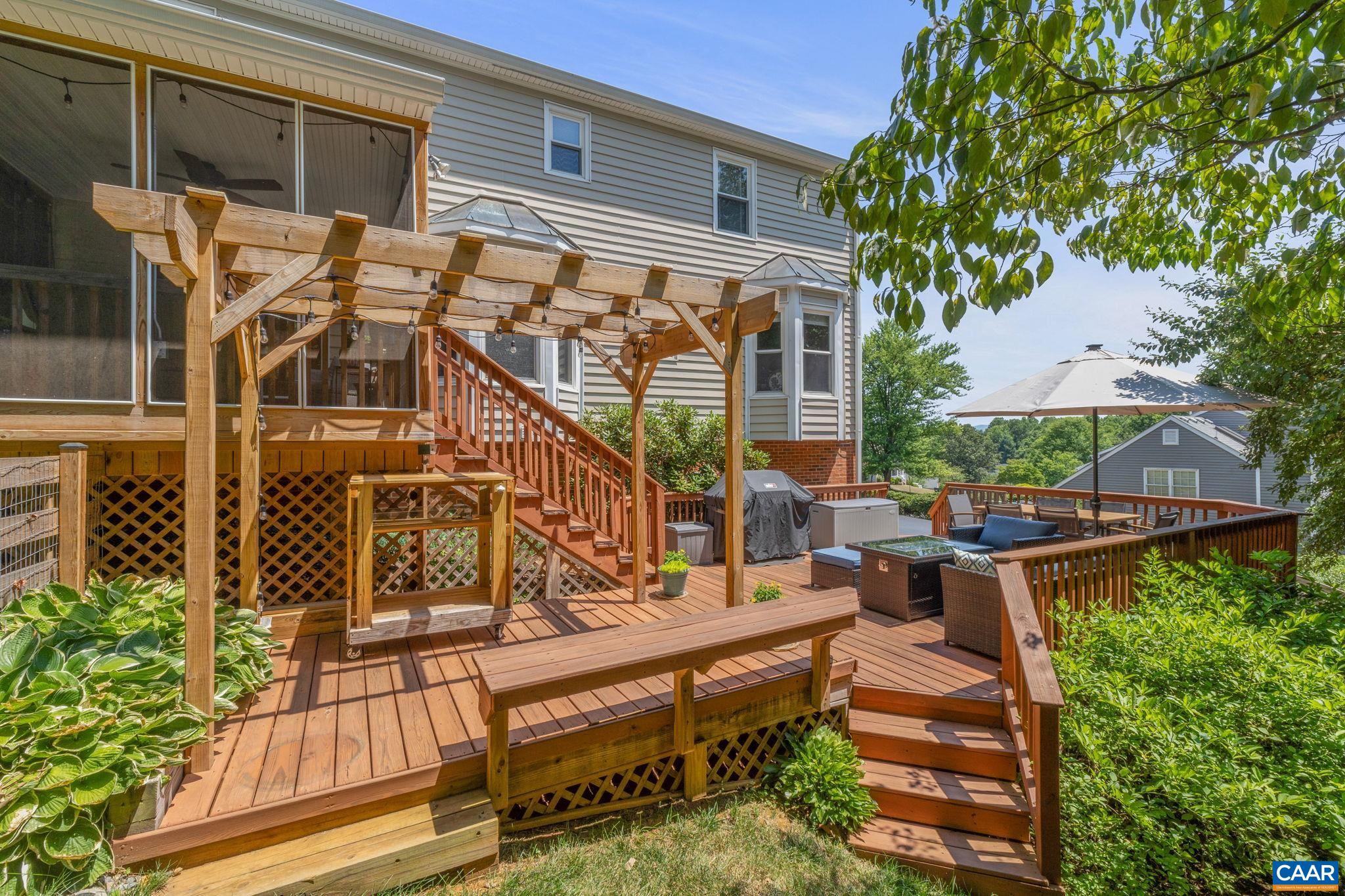 1113 RAINTREE DR
