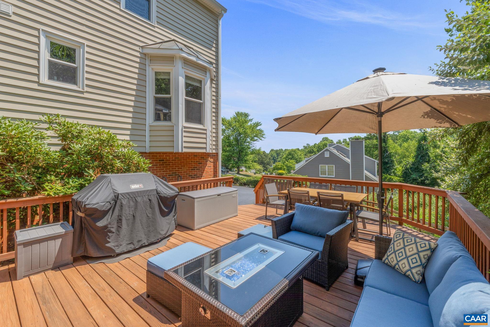1113 RAINTREE DR