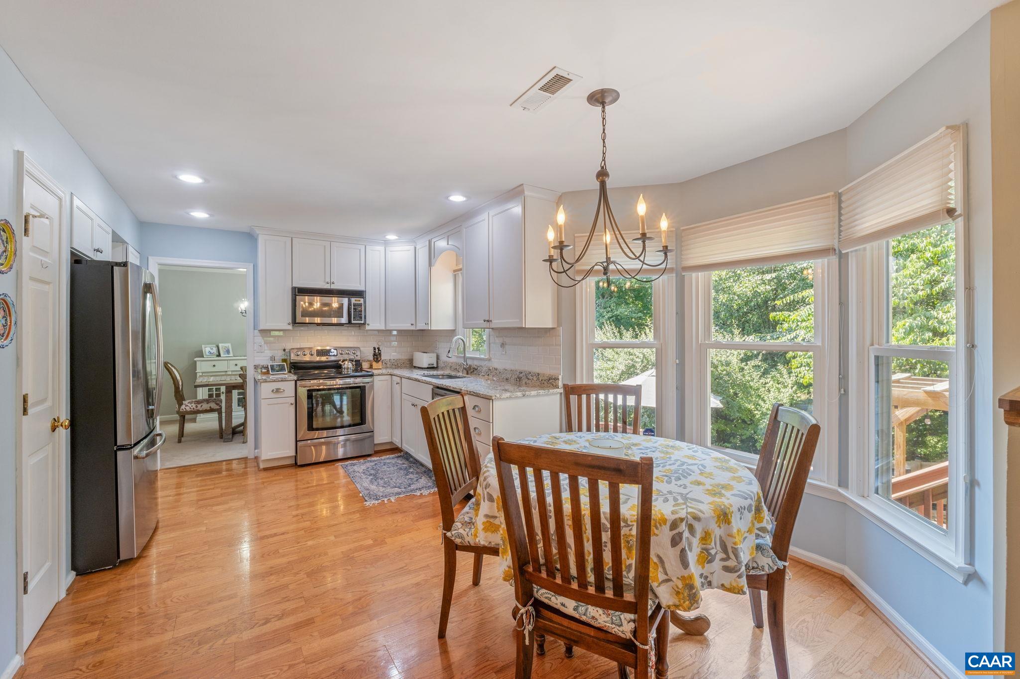1113 RAINTREE DR