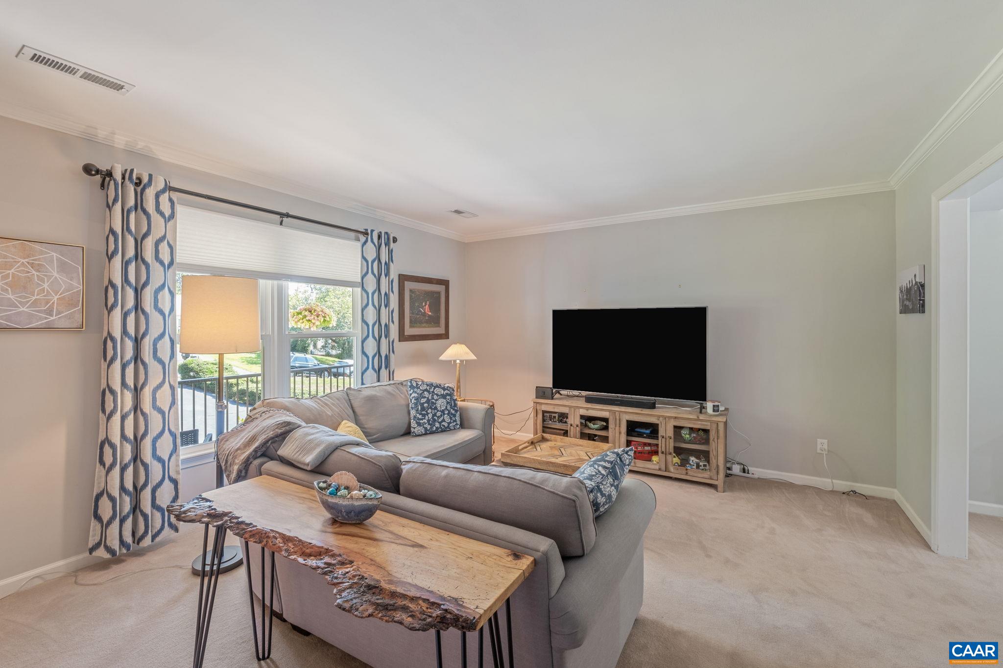 1113 RAINTREE DR