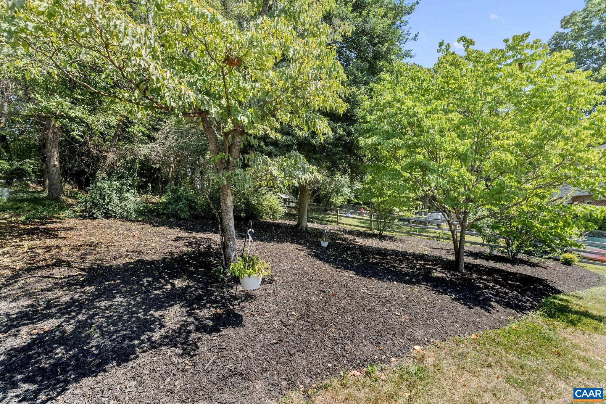 2913 IDLEWOOD DR