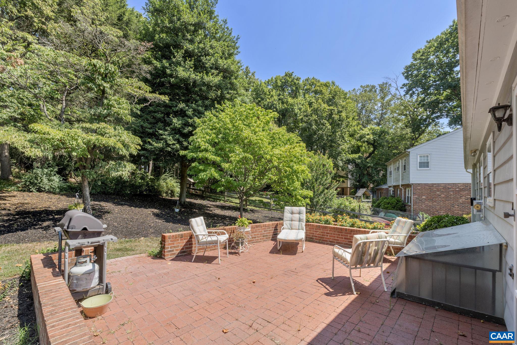 2913 IDLEWOOD DR