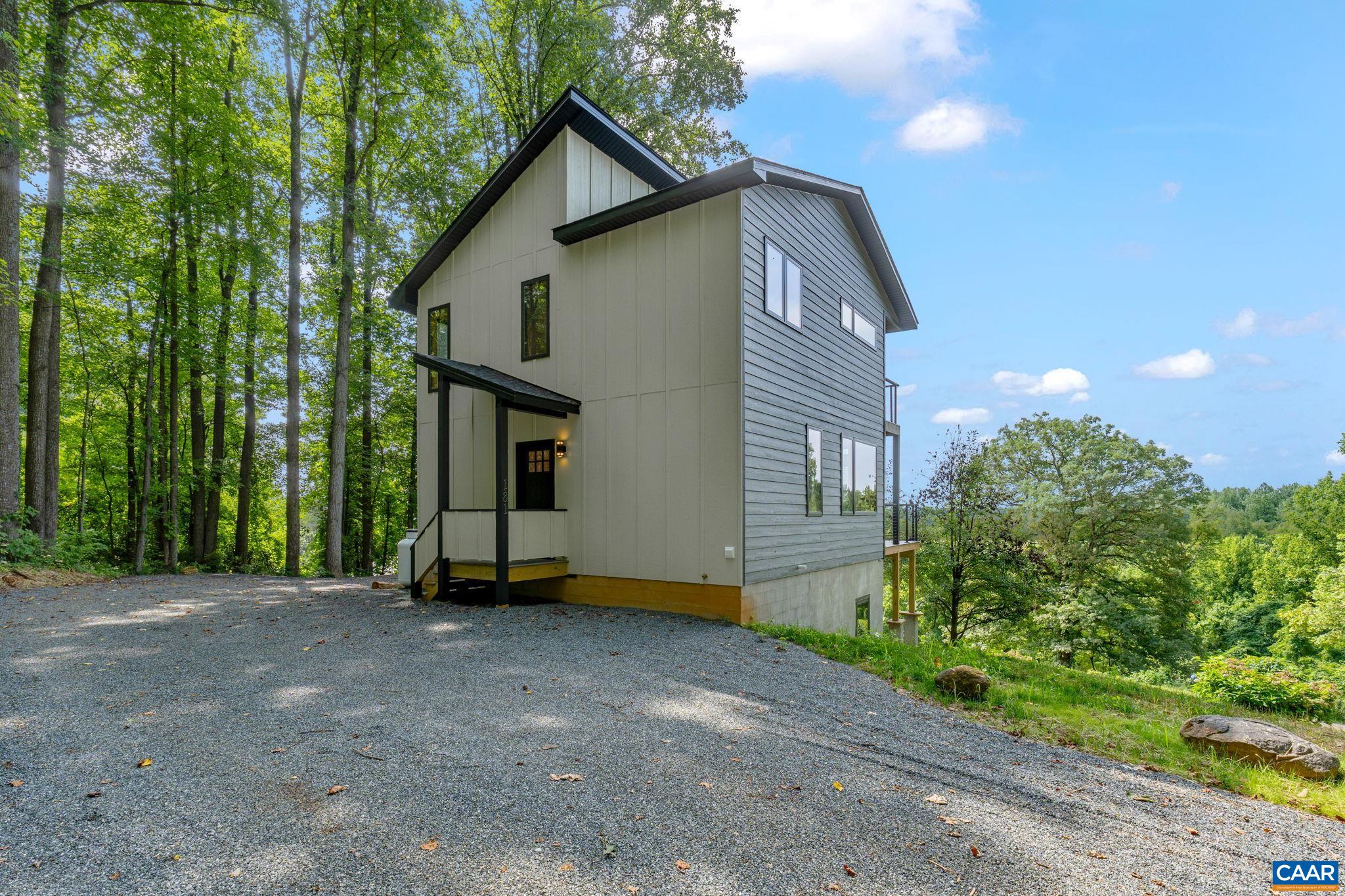 181 TURKEY RIDGE RD