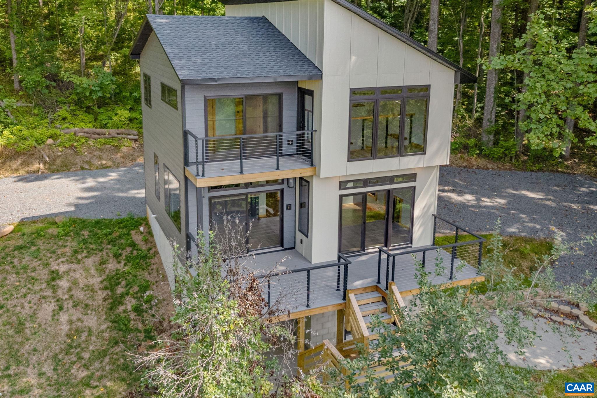181 TURKEY RIDGE RD