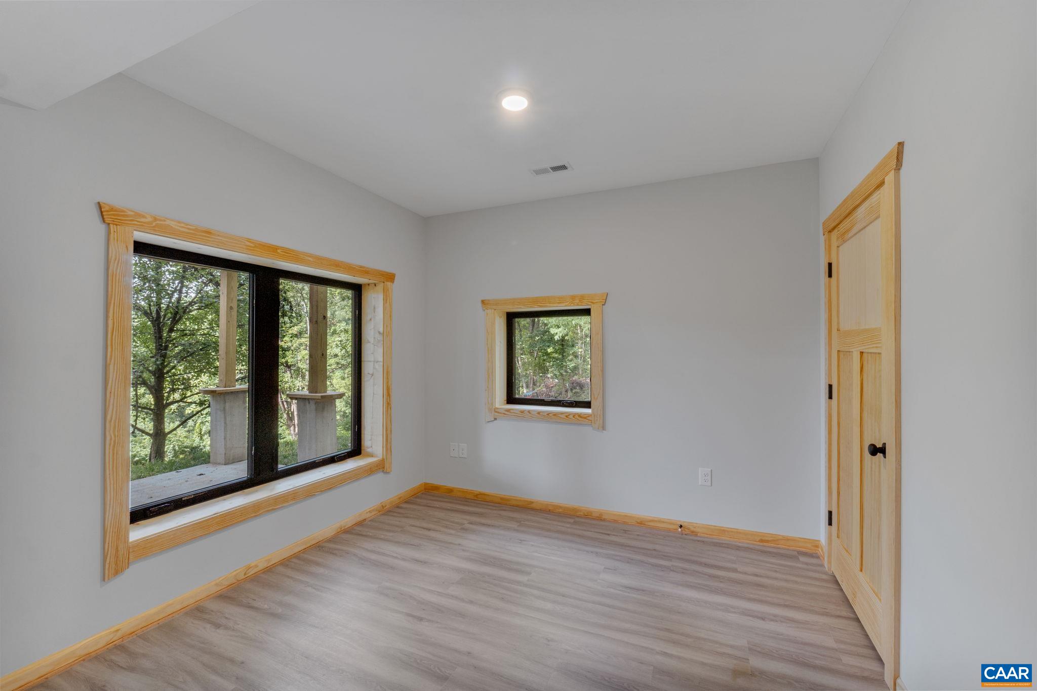 181 TURKEY RIDGE RD