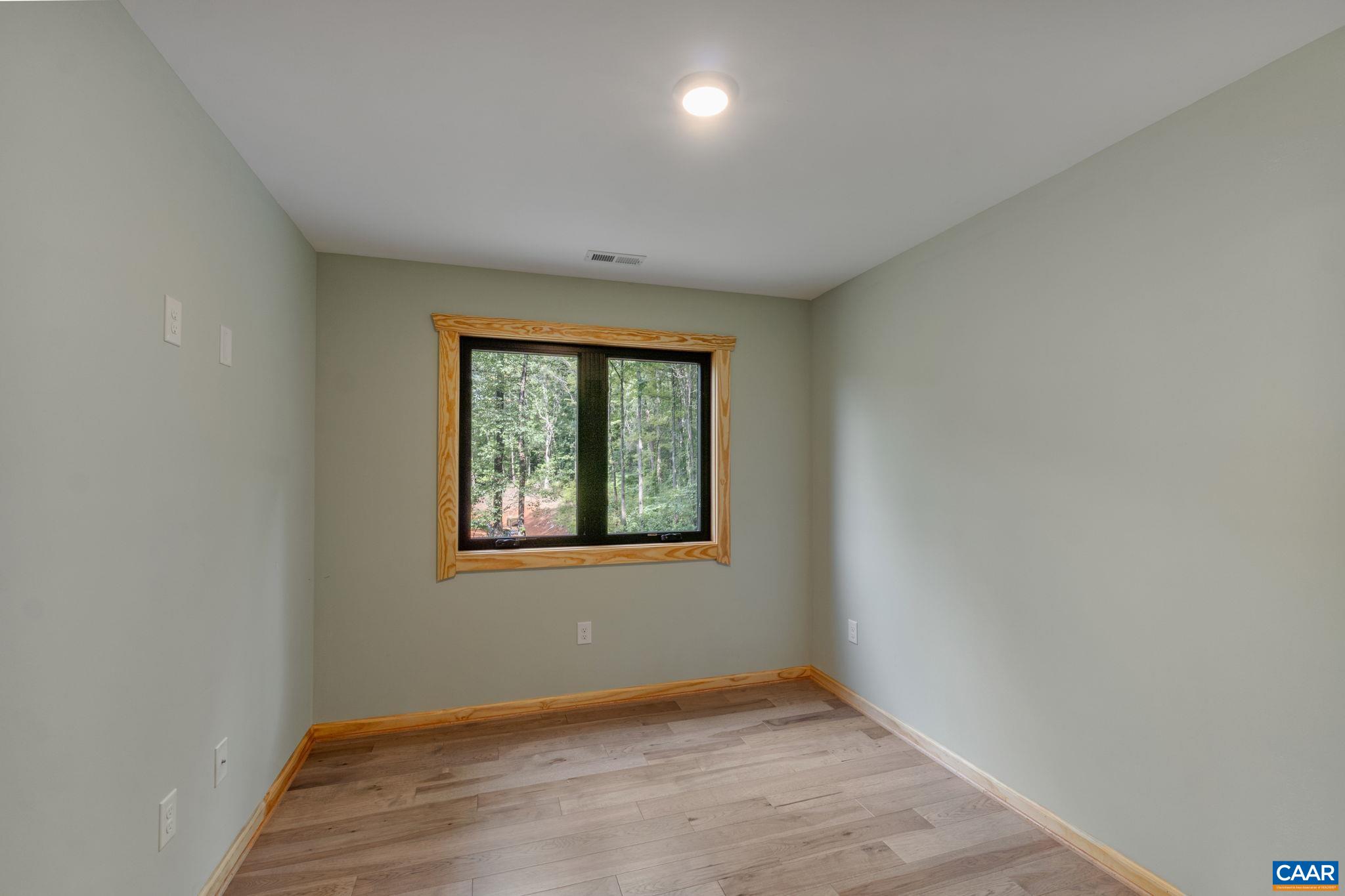 181 TURKEY RIDGE RD