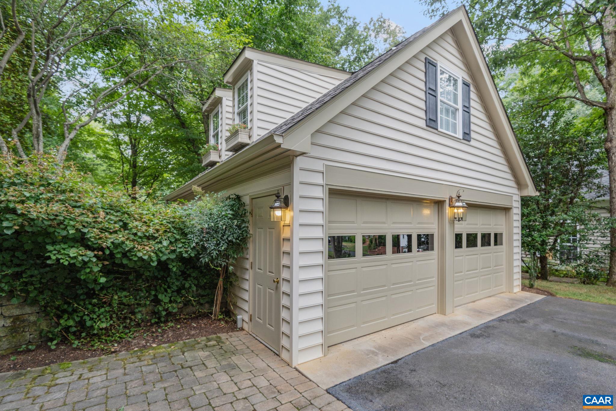 1609 PURPLE SAGE CT