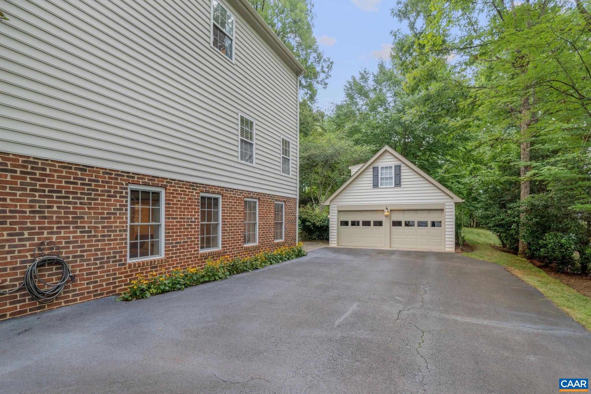 1609 PURPLE SAGE CT