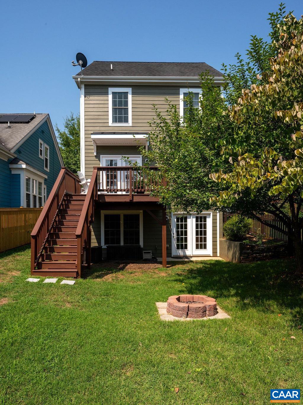 724 COLE ST