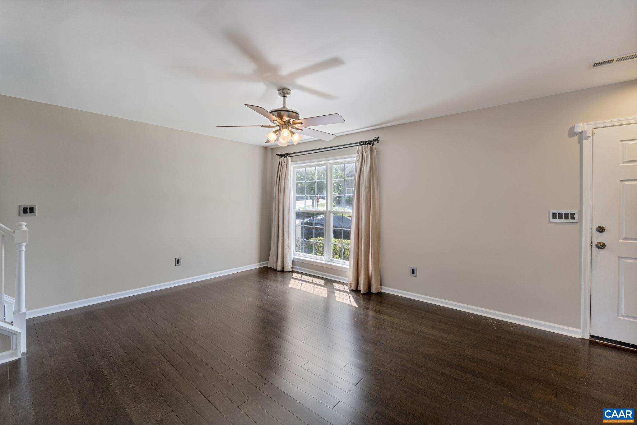 104 GREENWICH CT