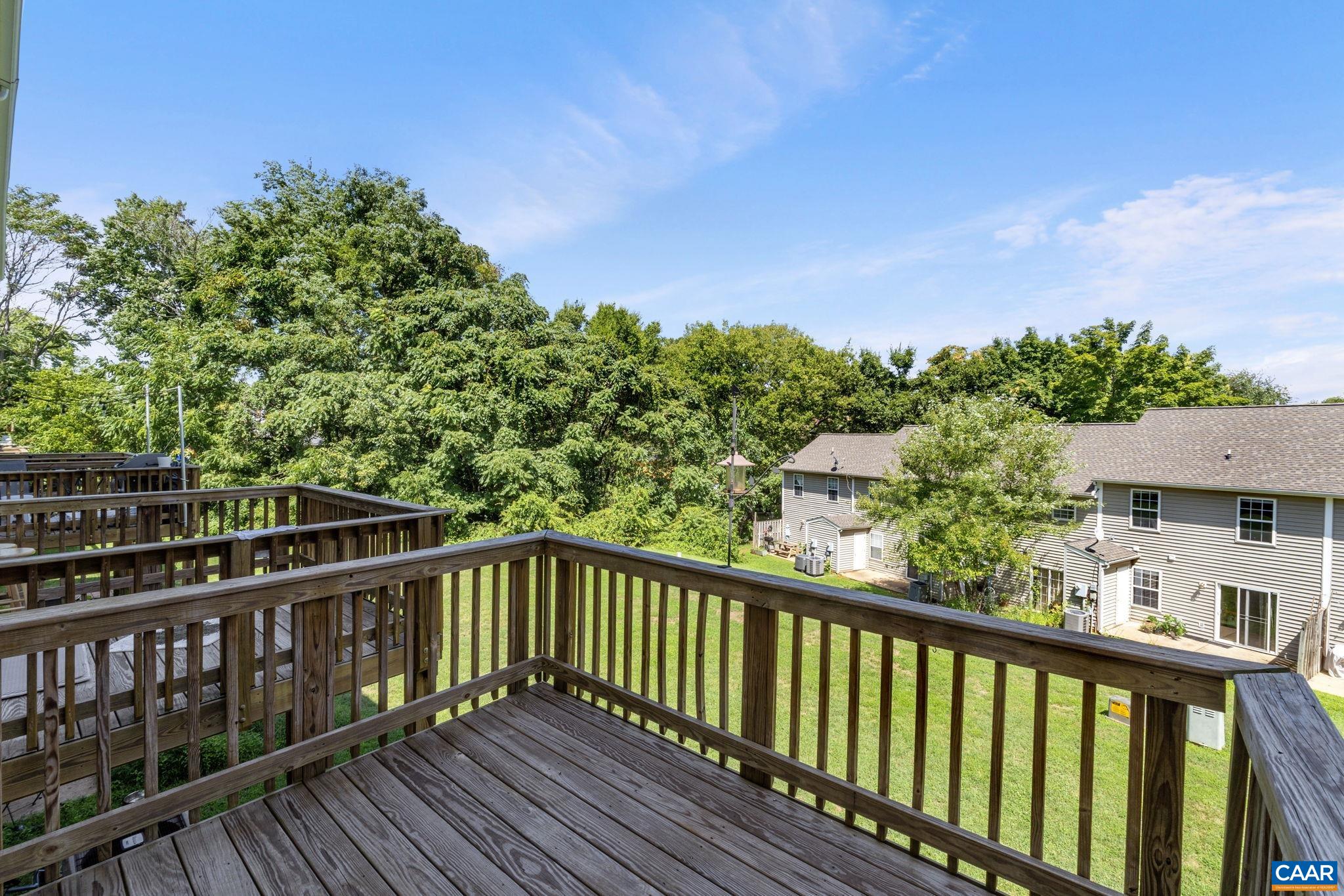 104 GREENWICH CT