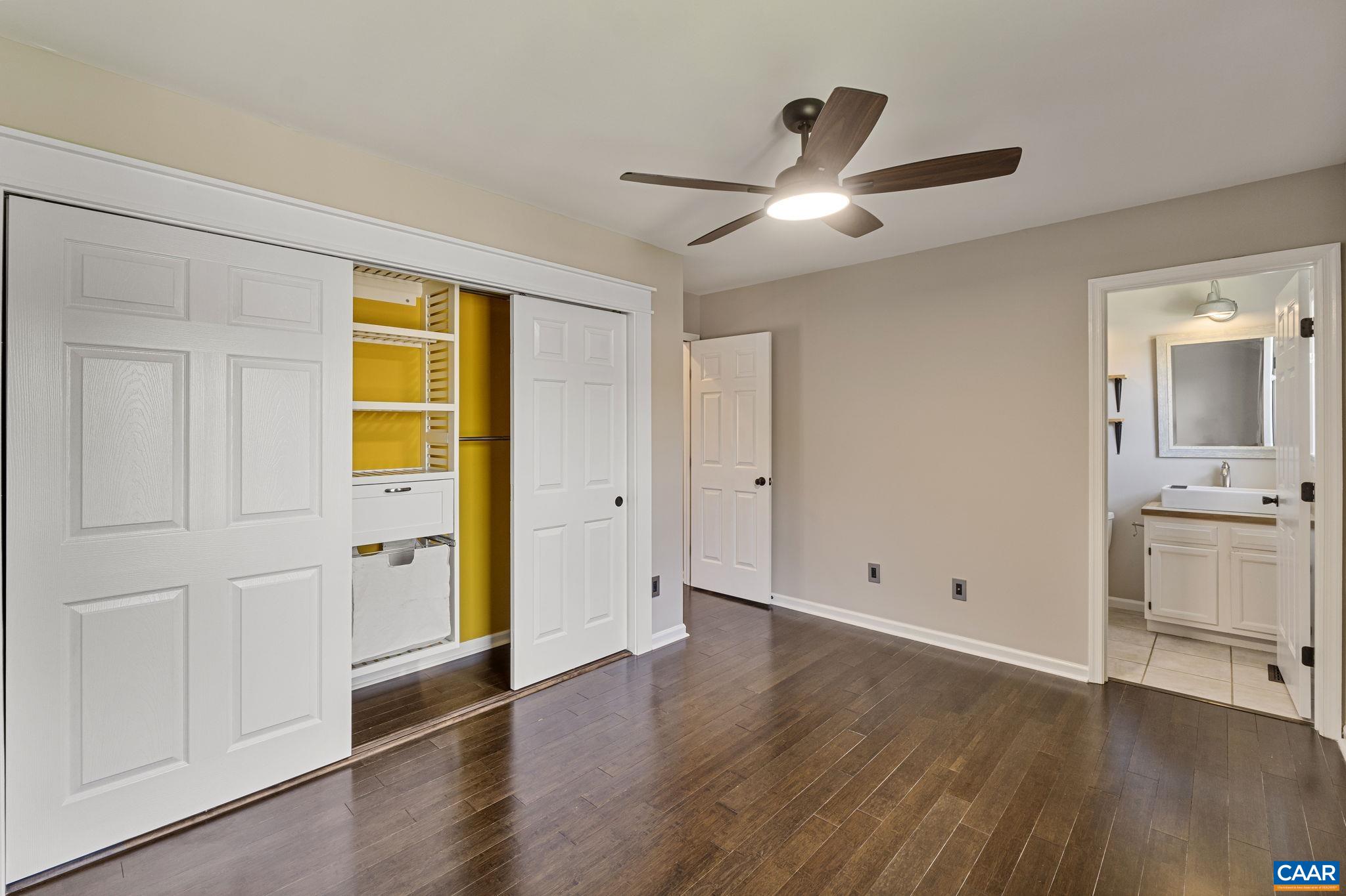 104 GREENWICH CT