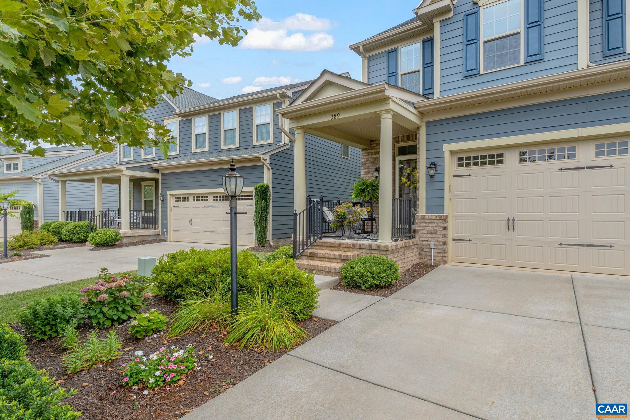 1389 DELPHI LN