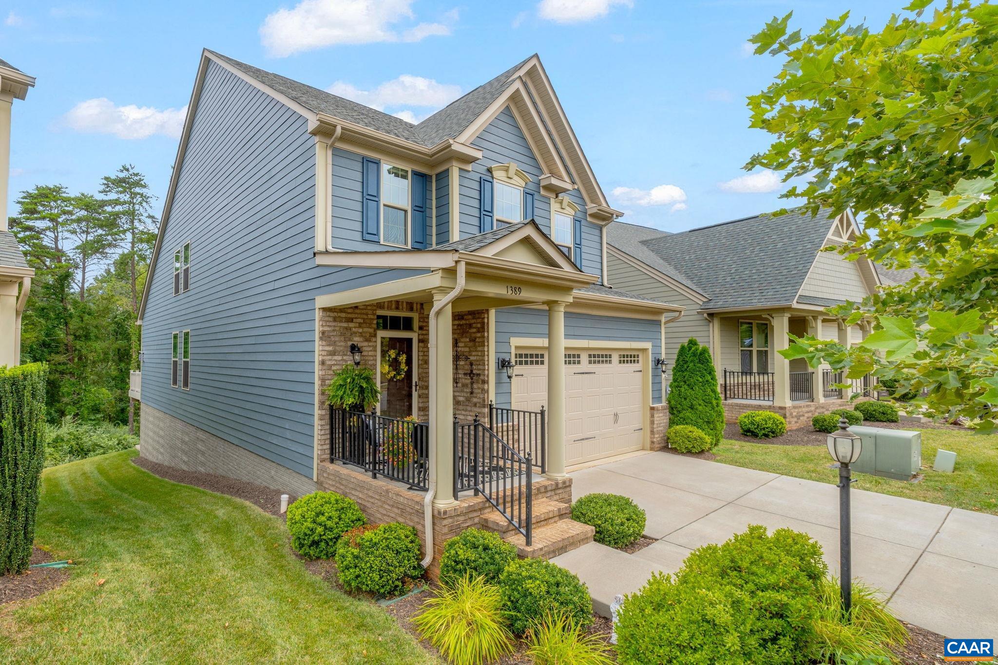 1389 DELPHI LN
