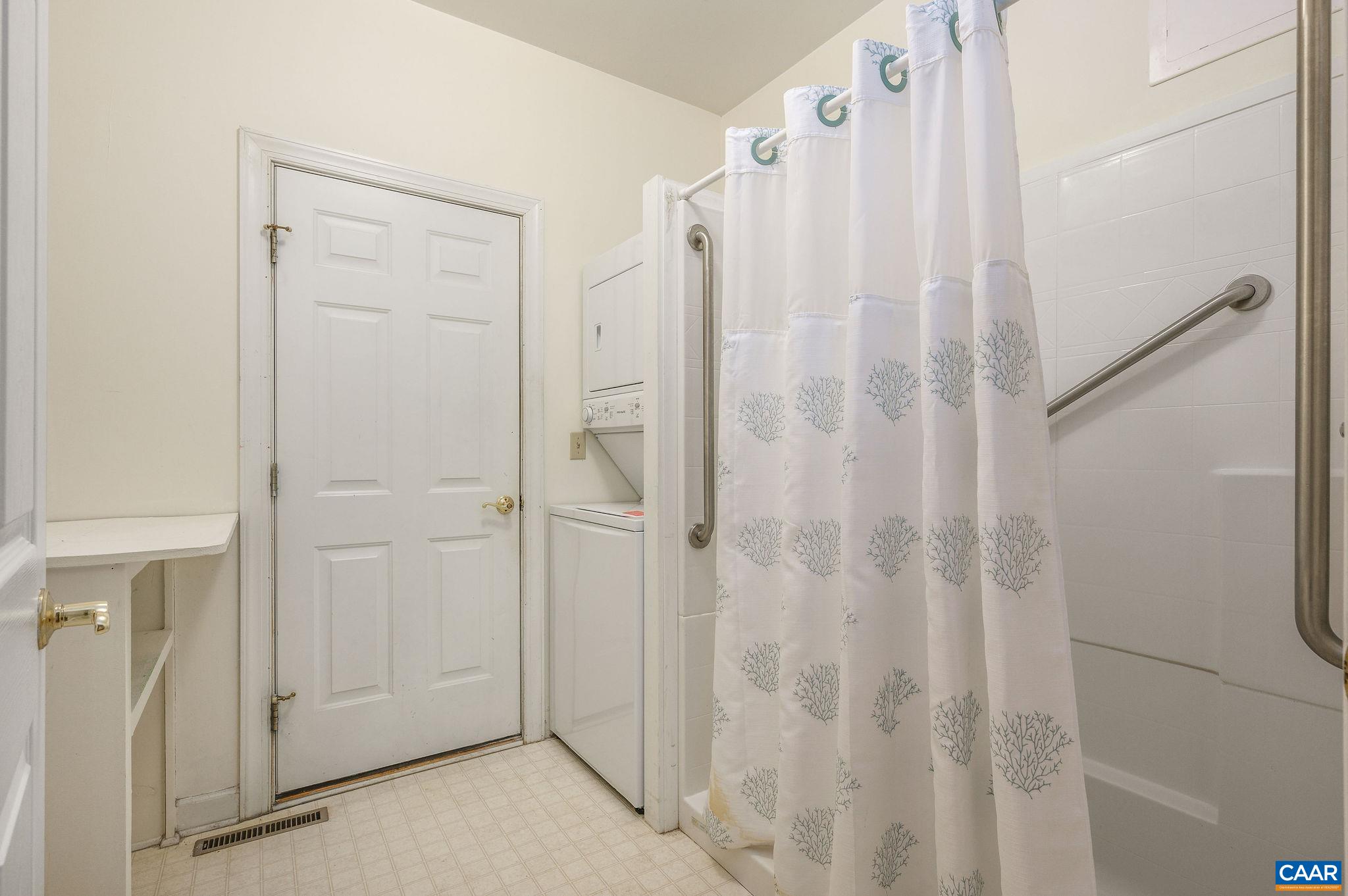 1330 MOSBY RCH