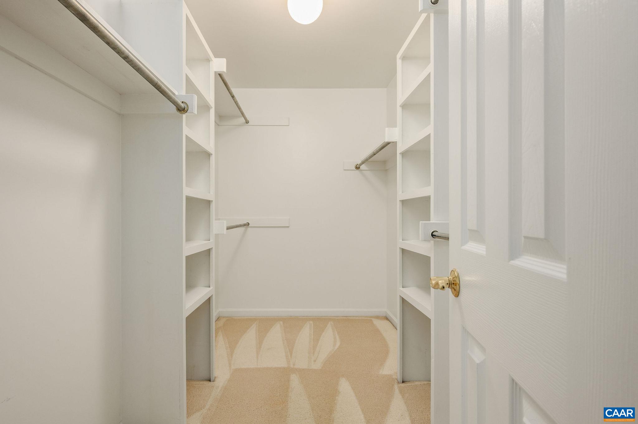 1330 MOSBY RCH