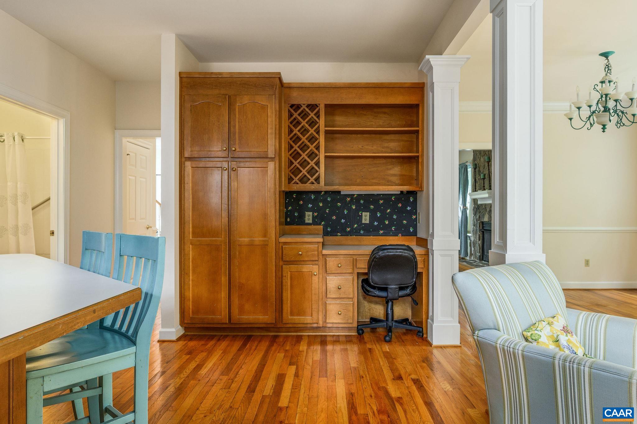 1330 MOSBY RCH