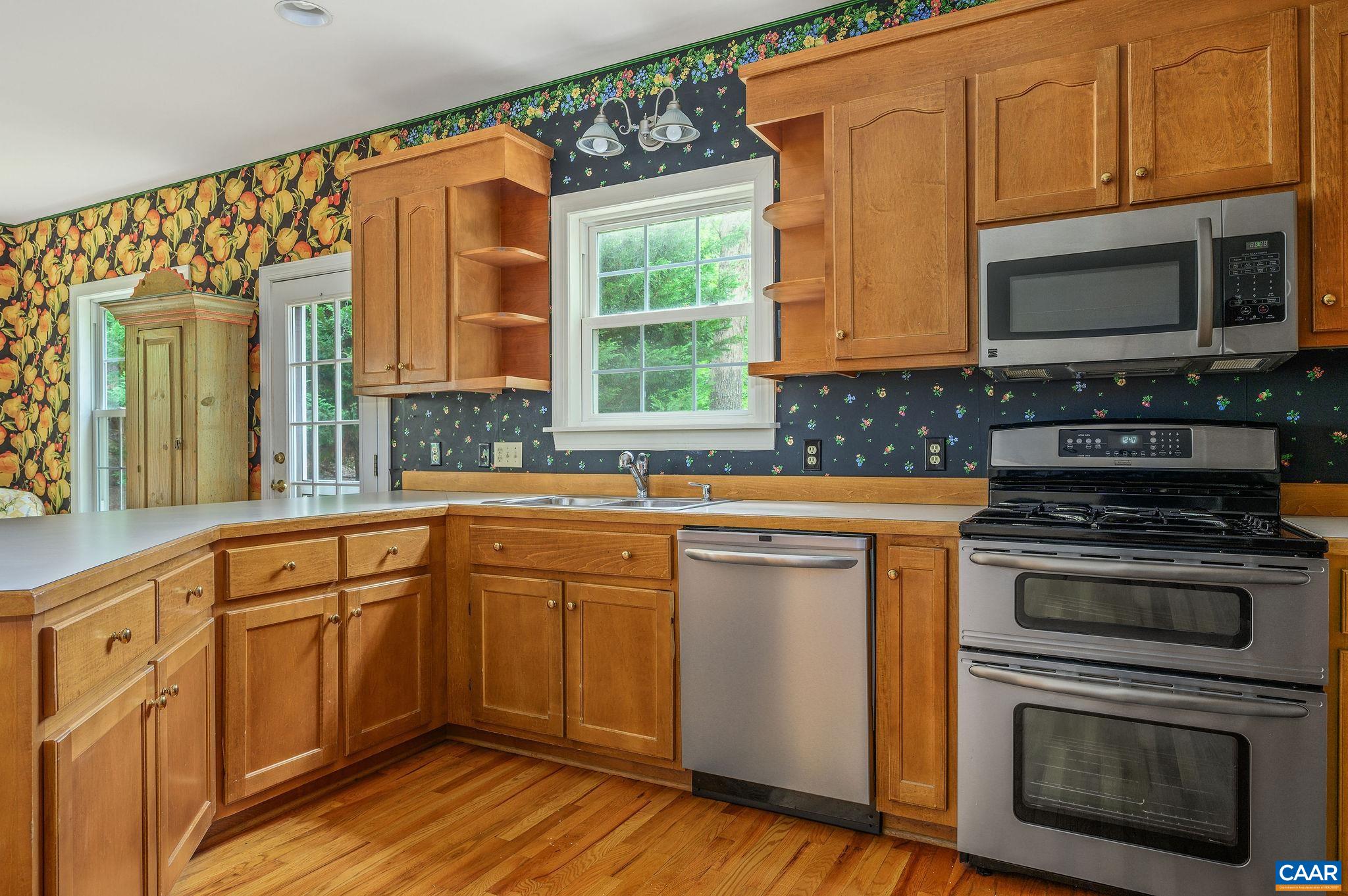 1330 MOSBY RCH