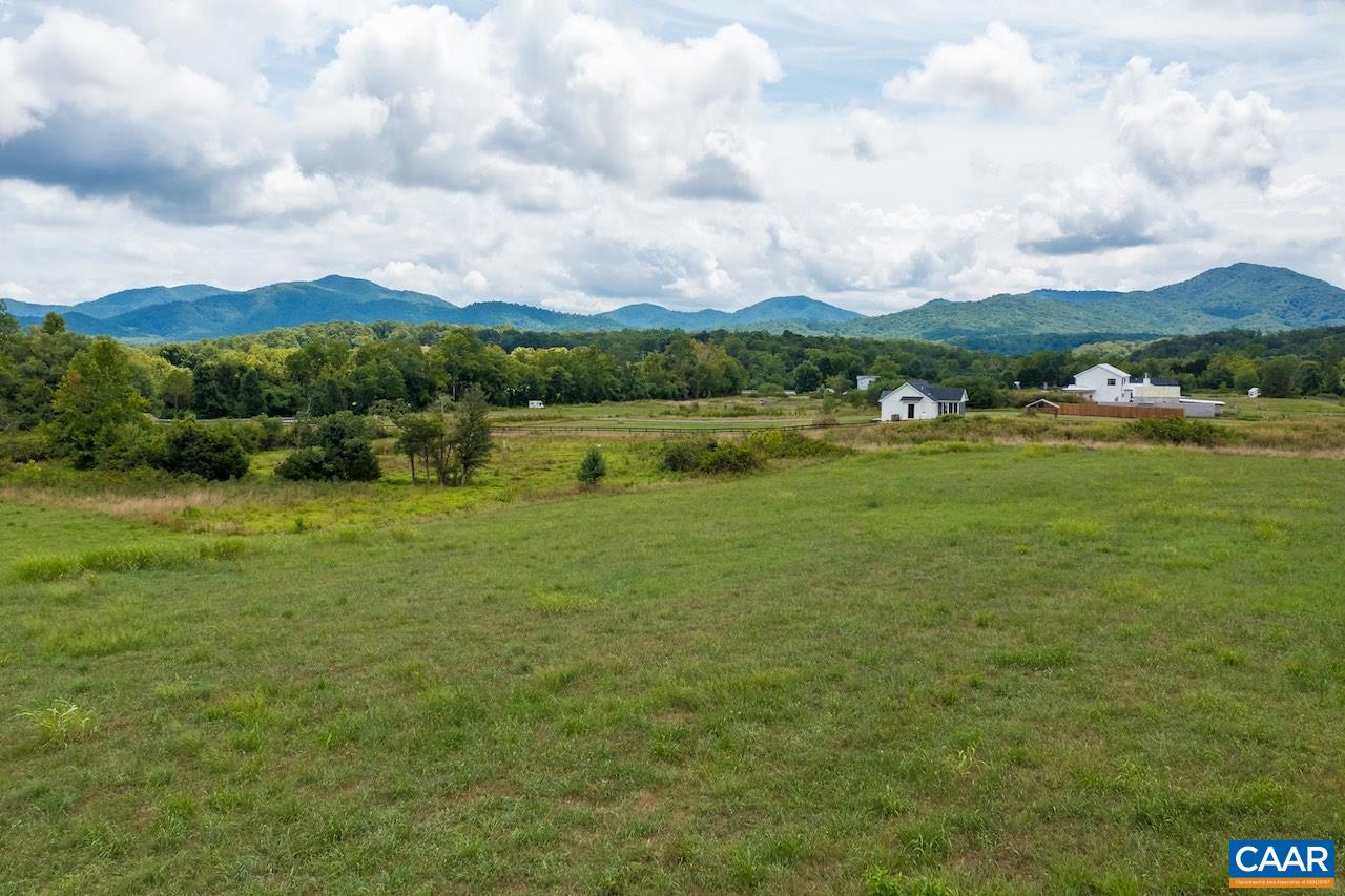 CHAPEL HOLLOW RD Unit: Lot B
