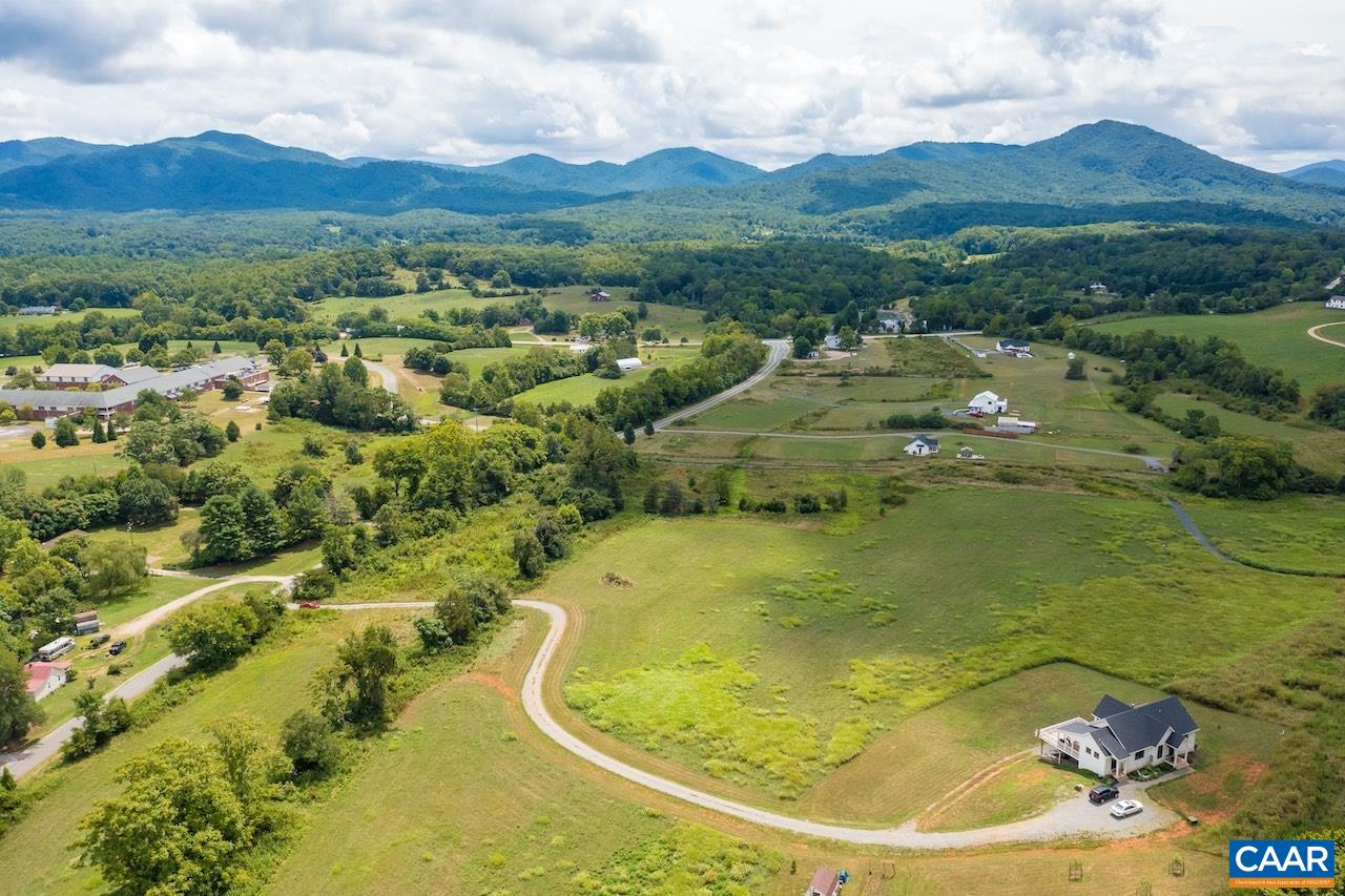CHAPEL HOLLOW RD Unit: Lot B