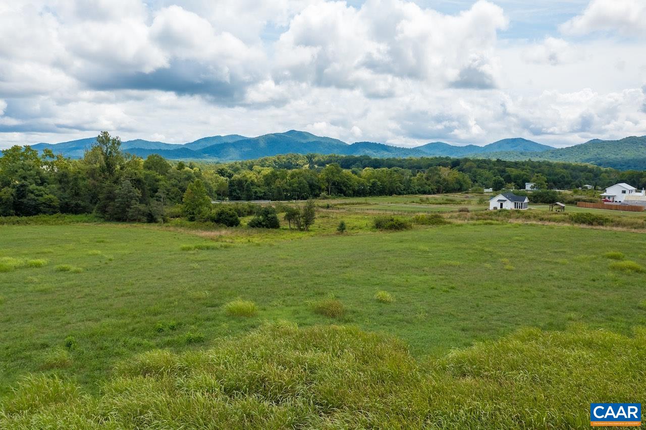 CHAPEL HOLLOW RD Unit: Lot B